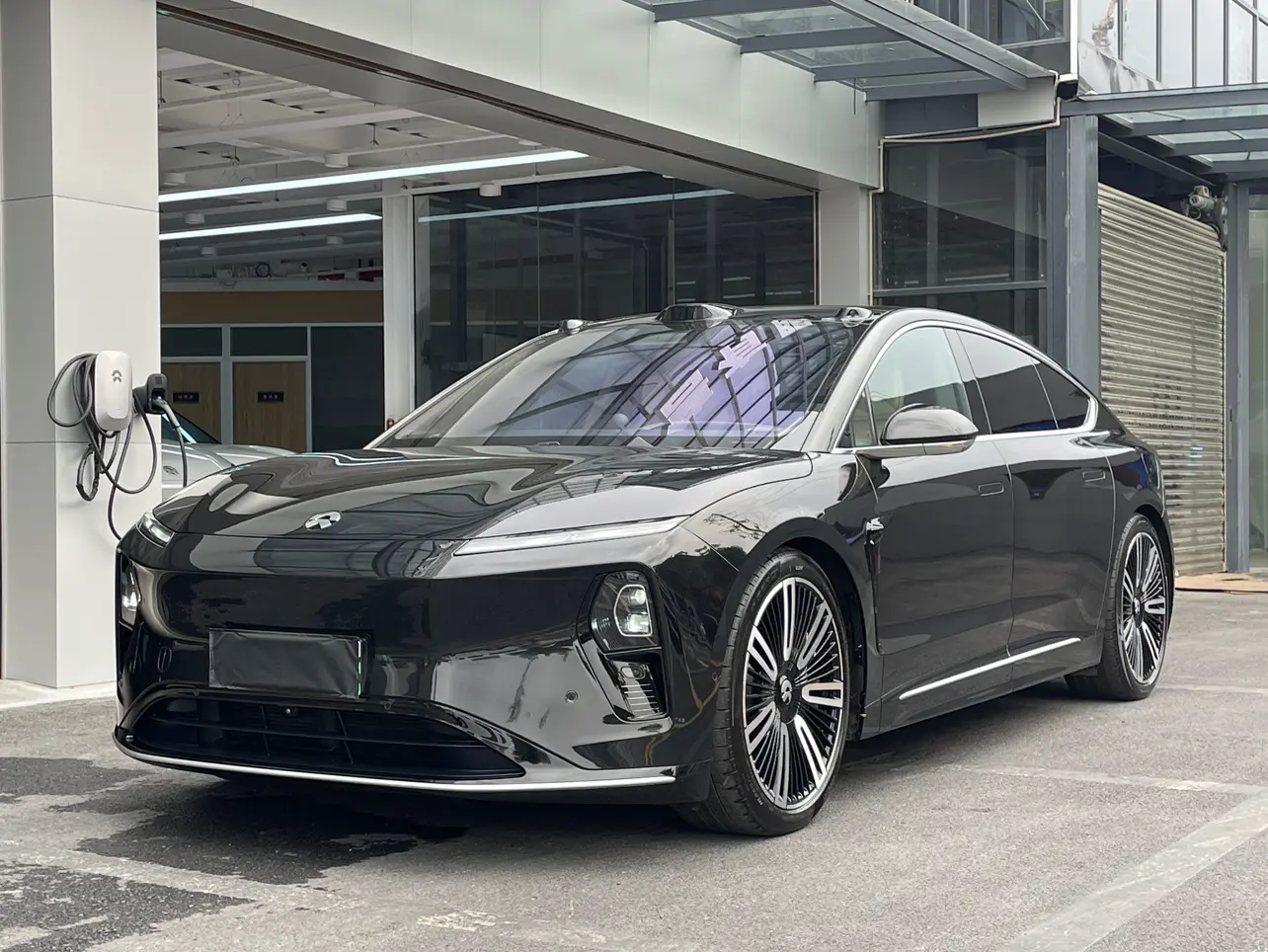 NIO ET9