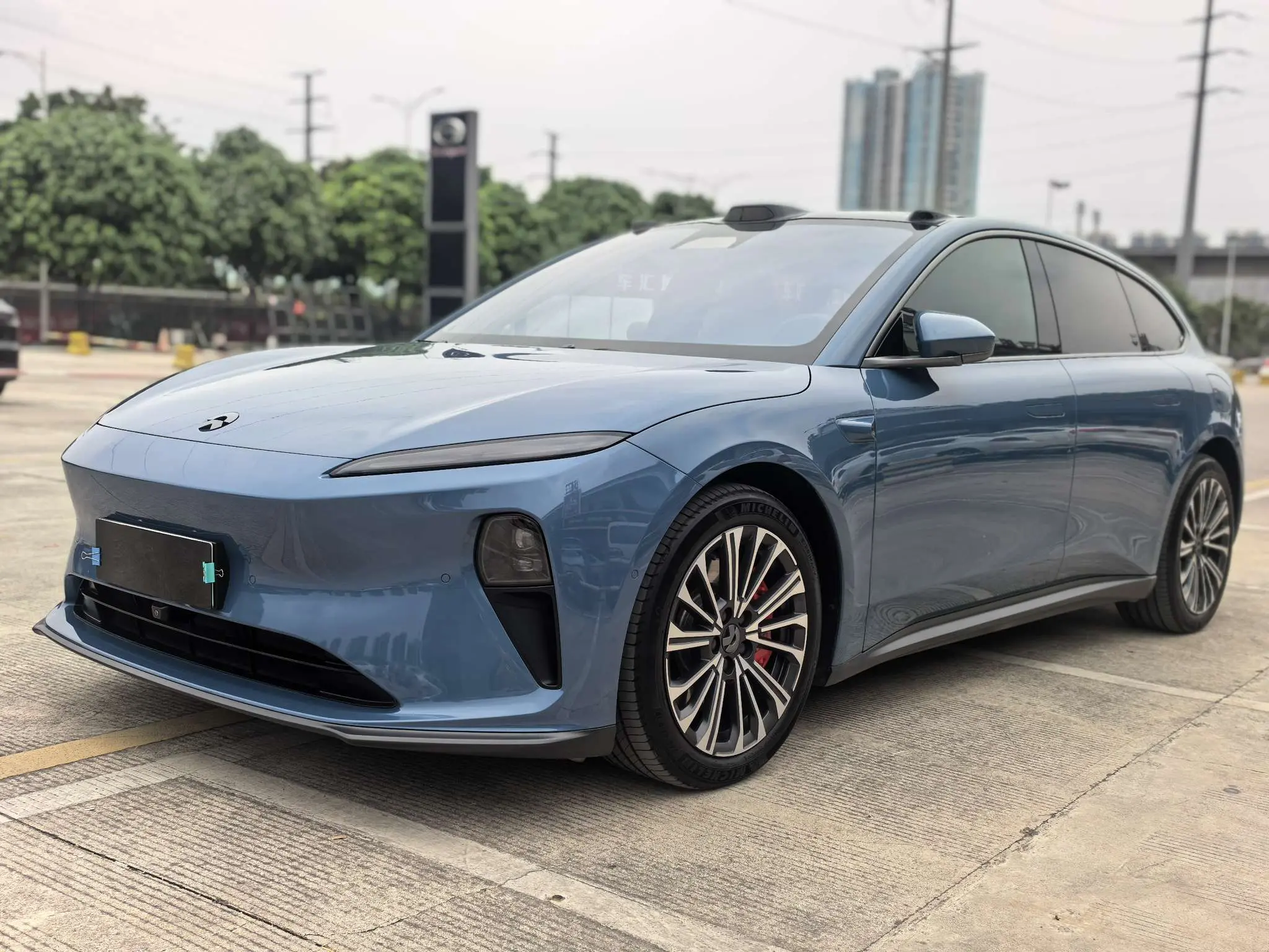 NIO ET5T