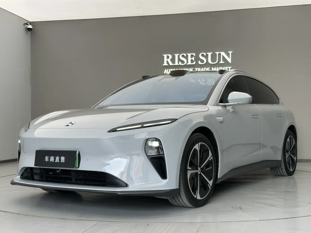 NIO ET5T