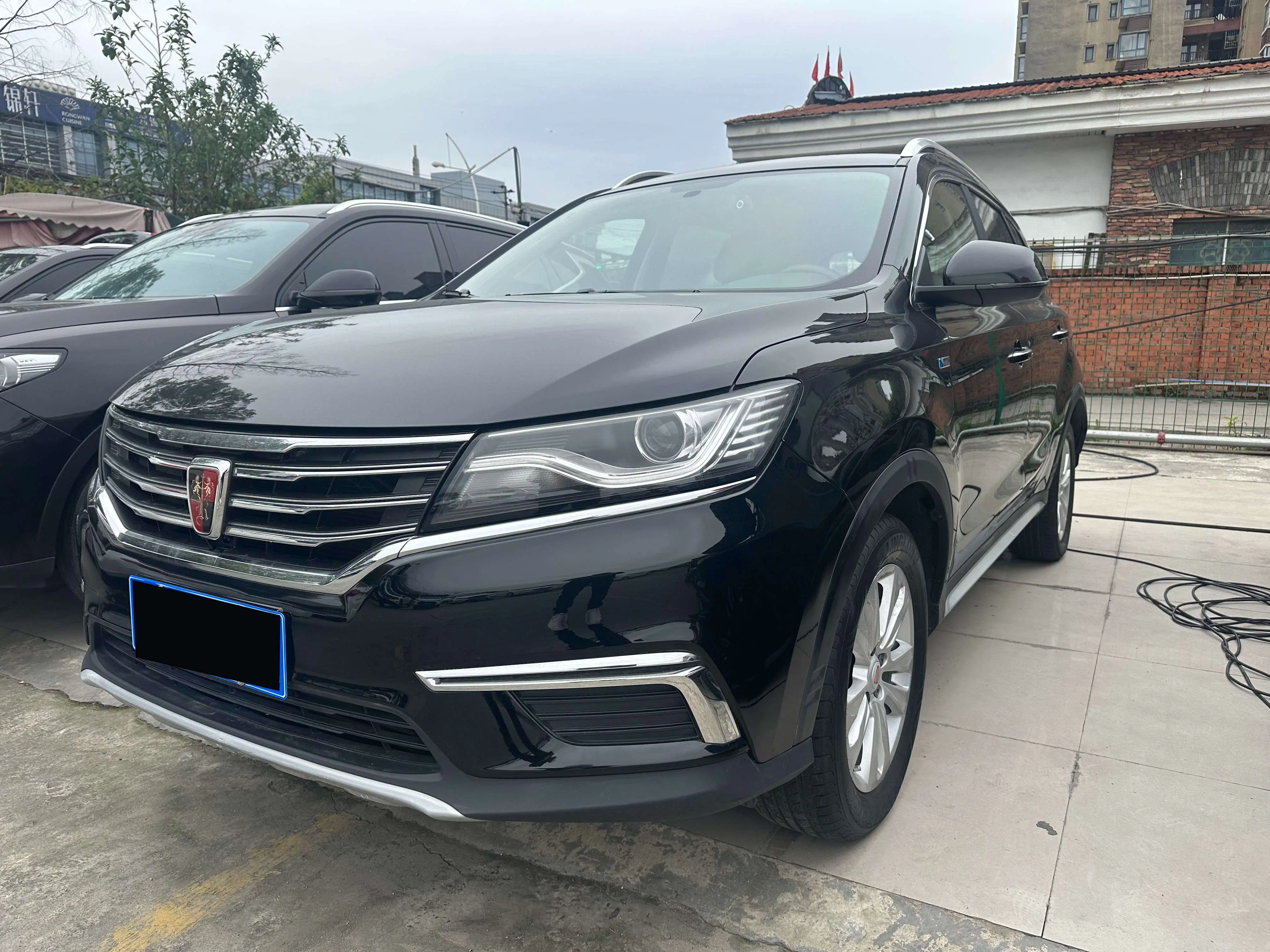 Roewe RX5