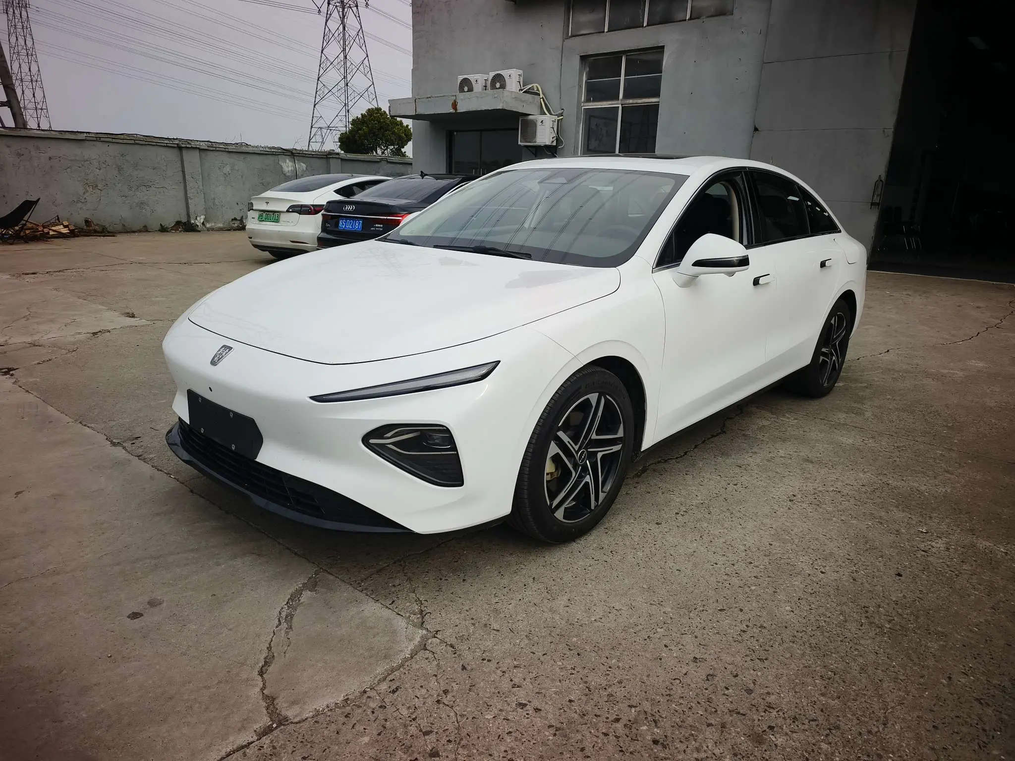 Roewe D7 EV