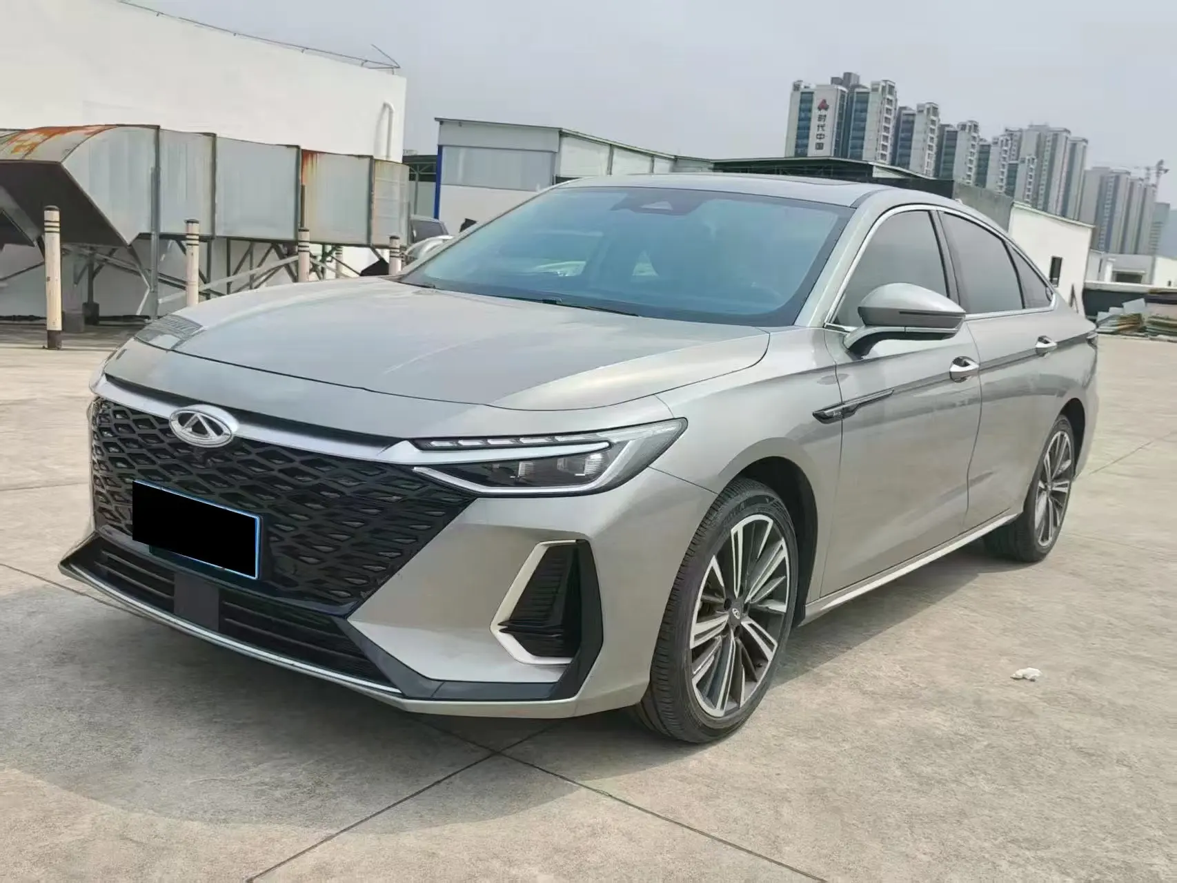 Chery Arrizo 8