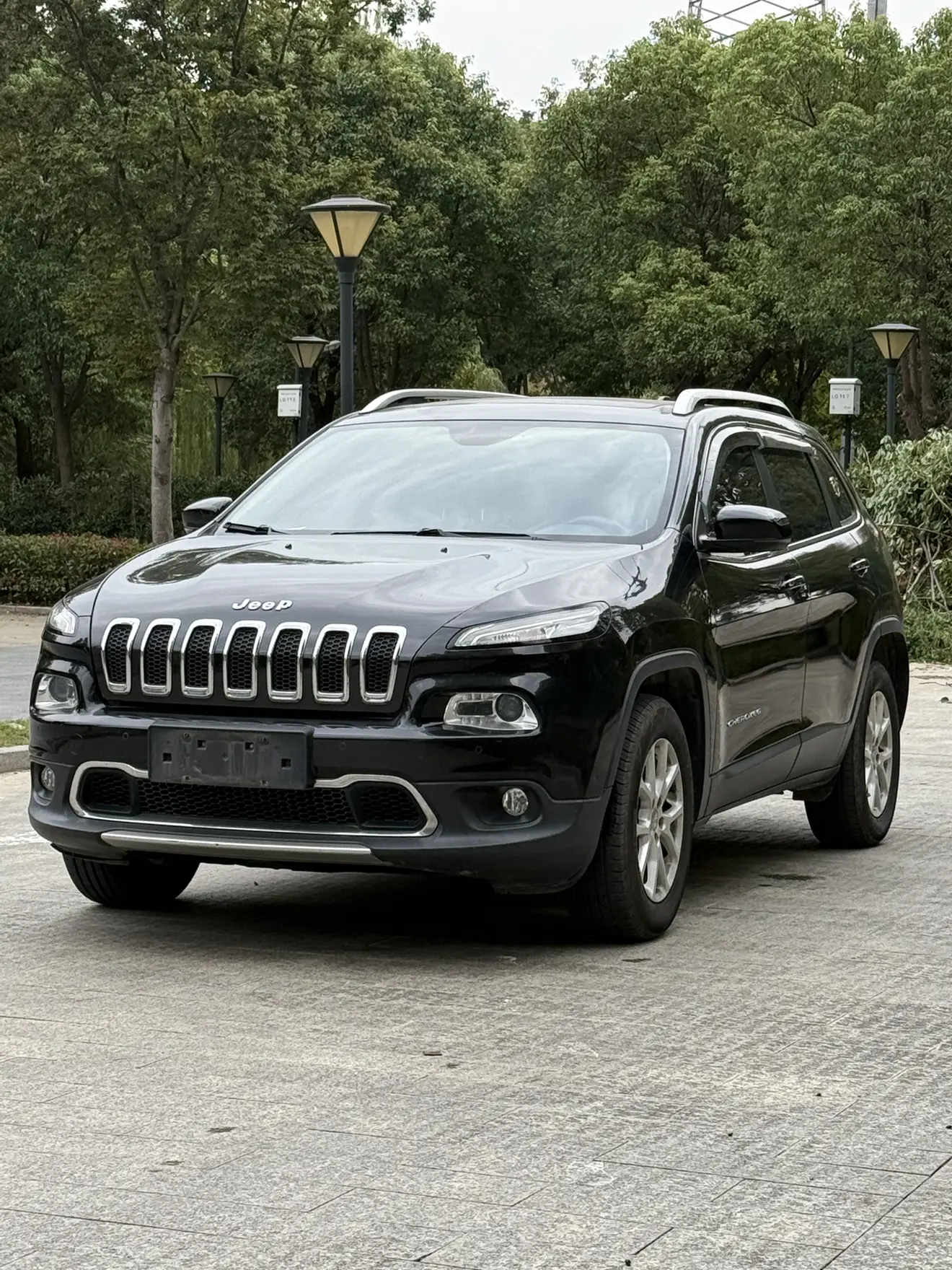 Jeep Cherokee