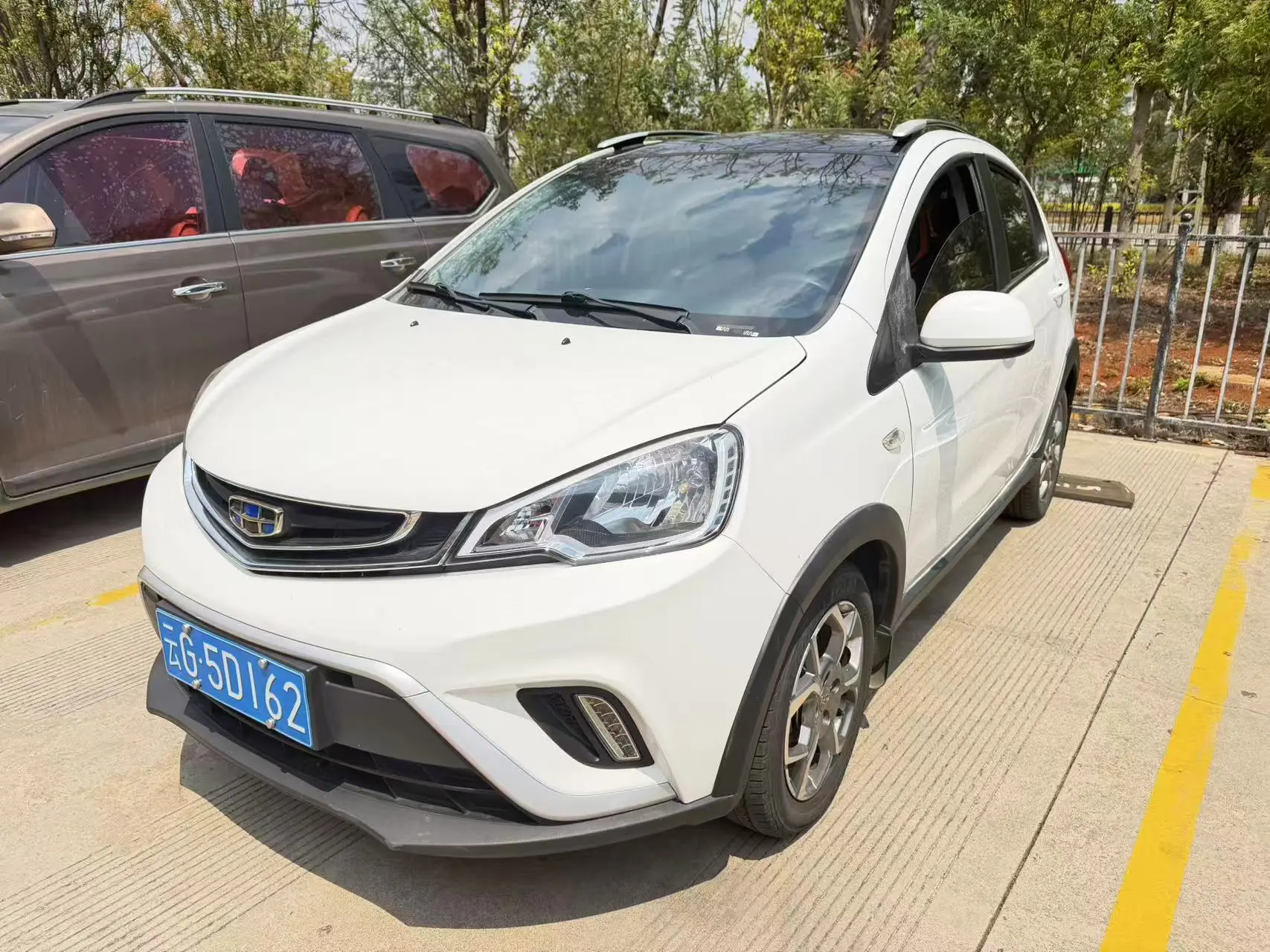 Geely Vision X1