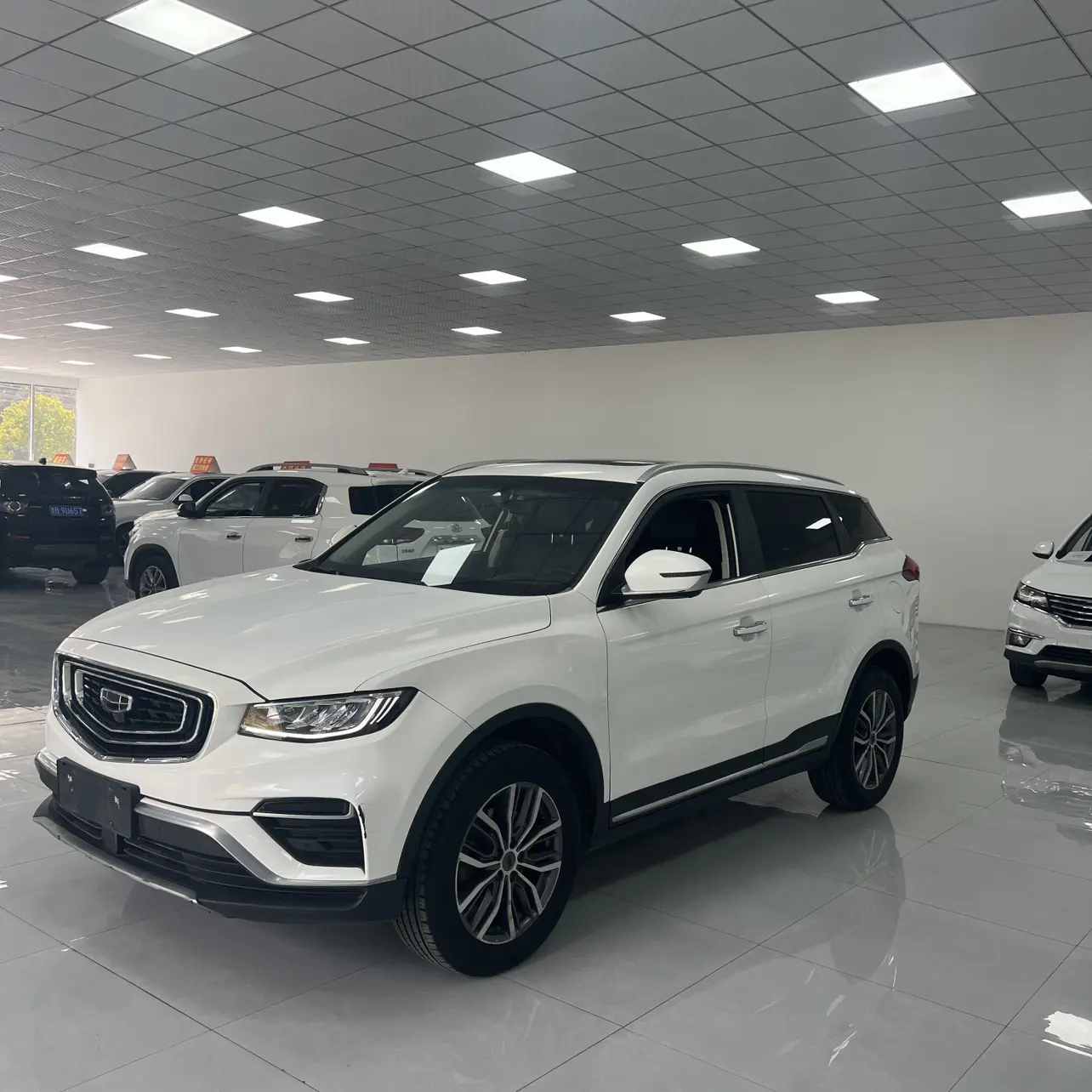 Geely Atlas