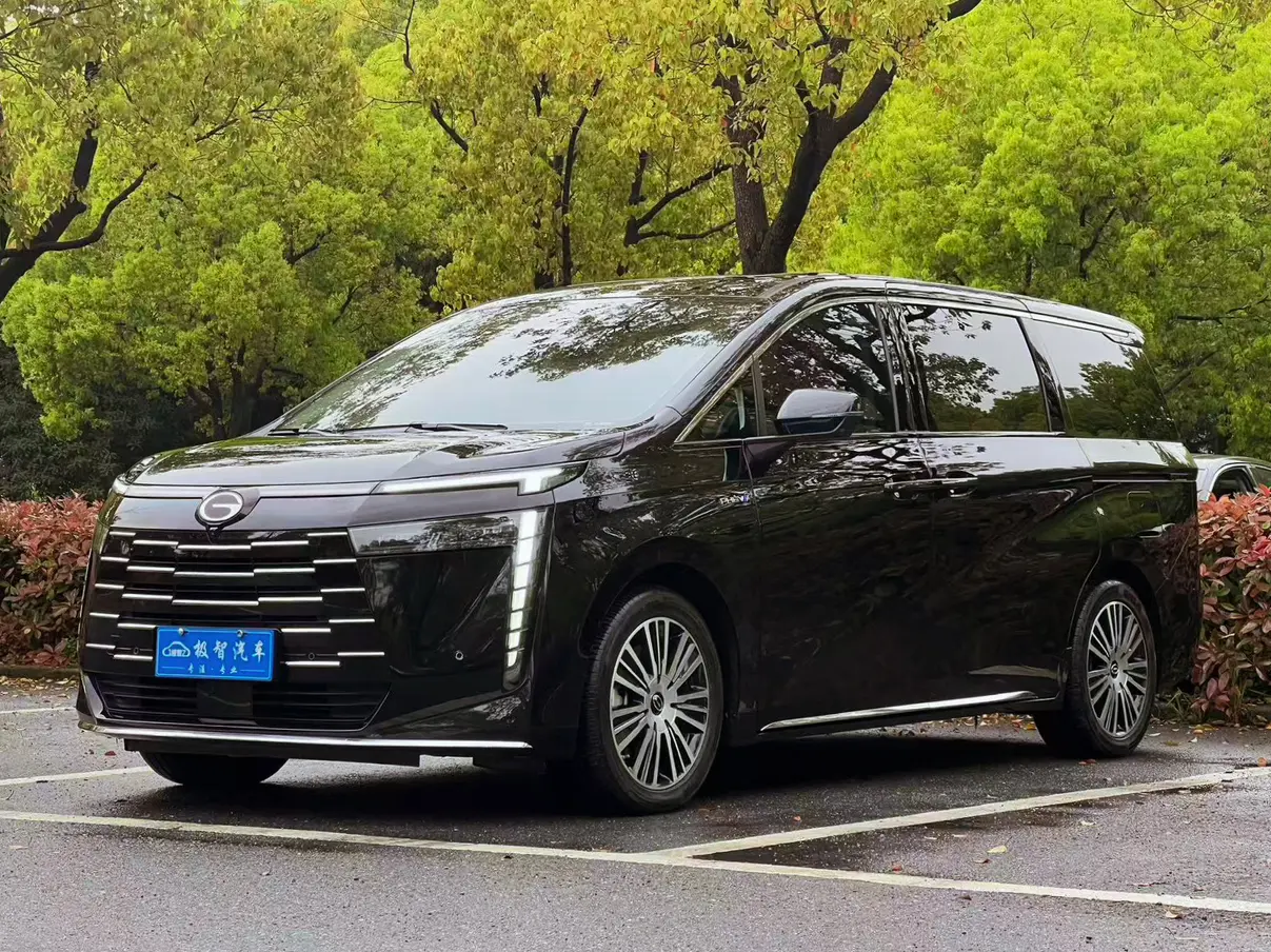 GAC Trumpchi E8 PHEV