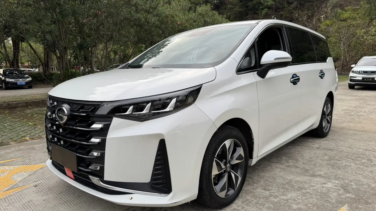 GAC Trumpchi M6