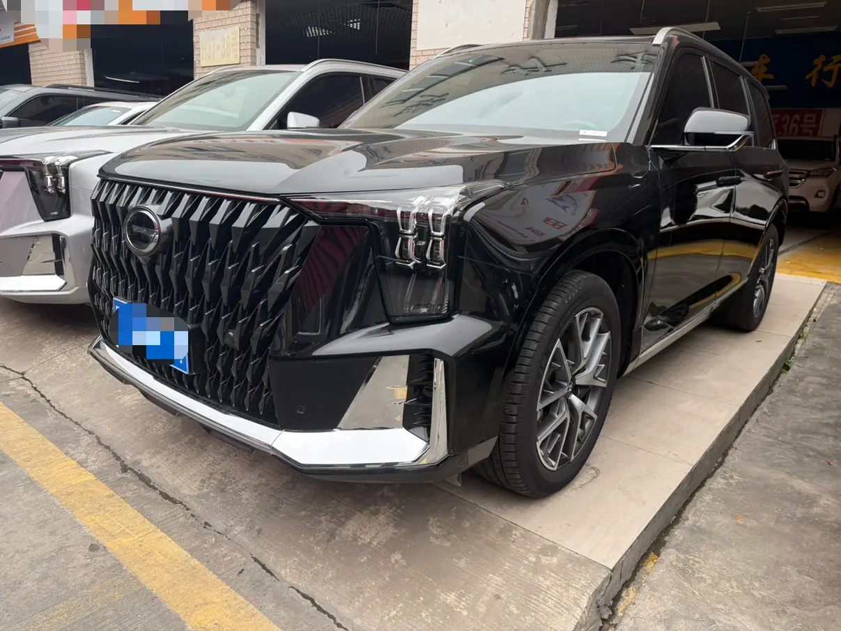 GAC Trumpchi GS8