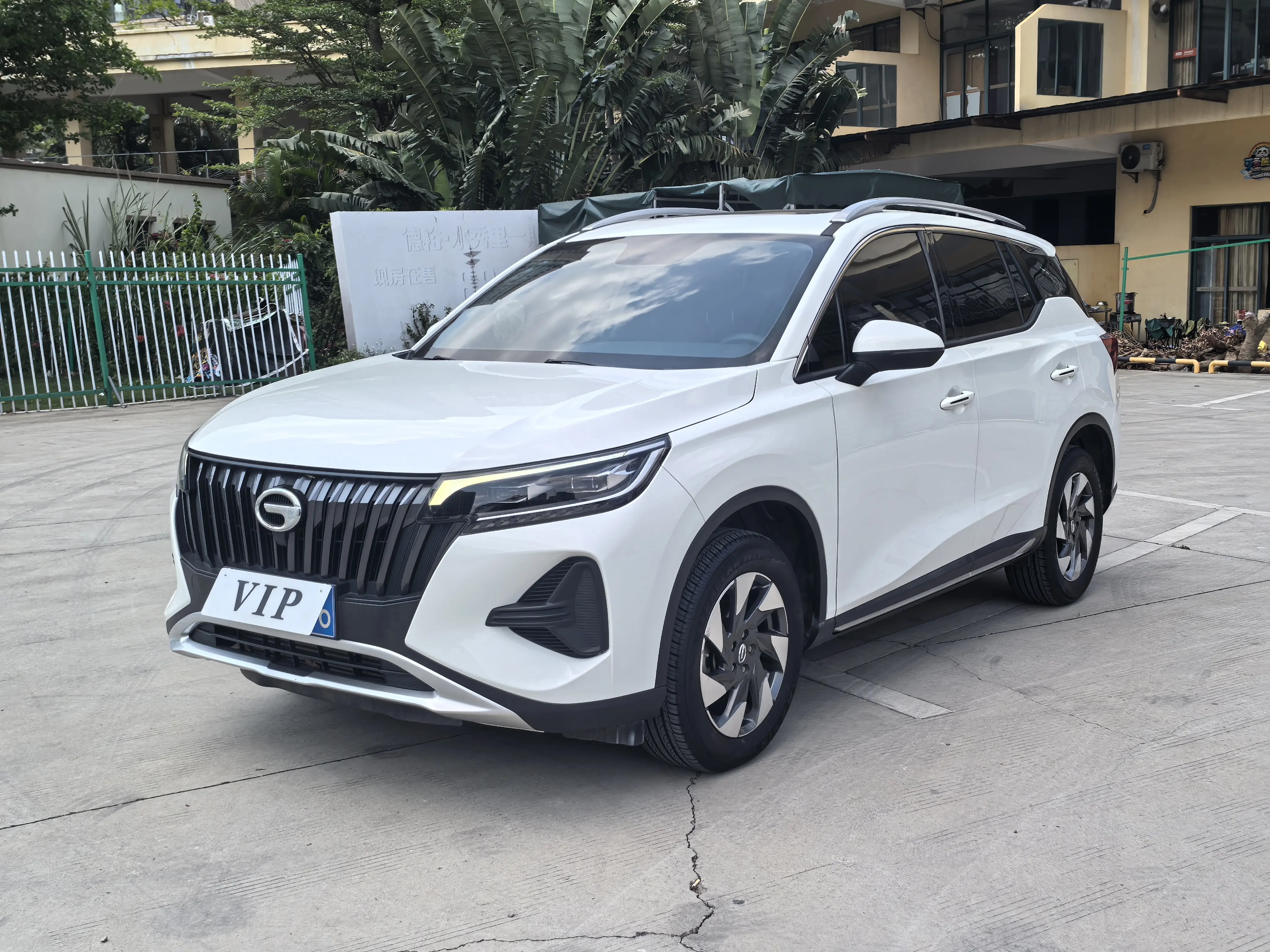 GAC Trumpchi GS4