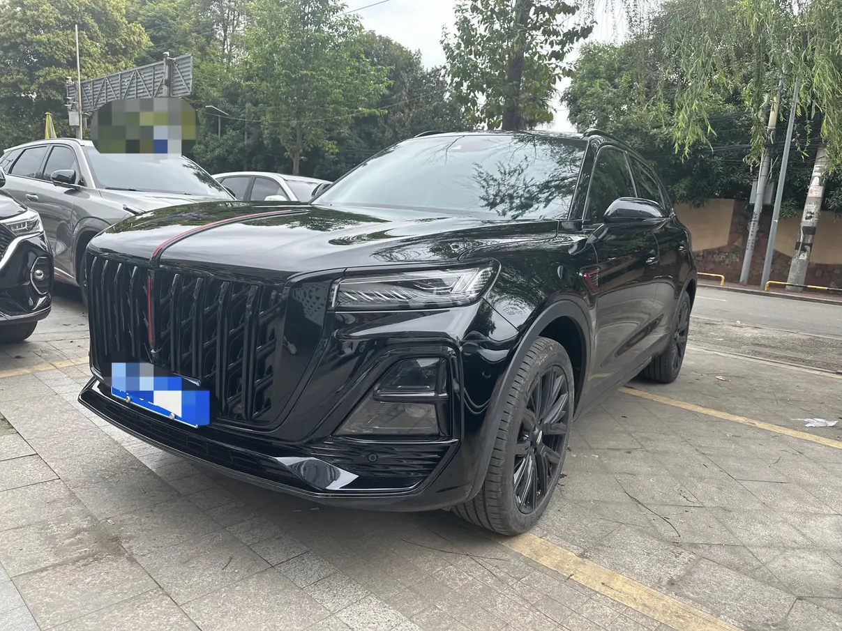 Hongqi HS5