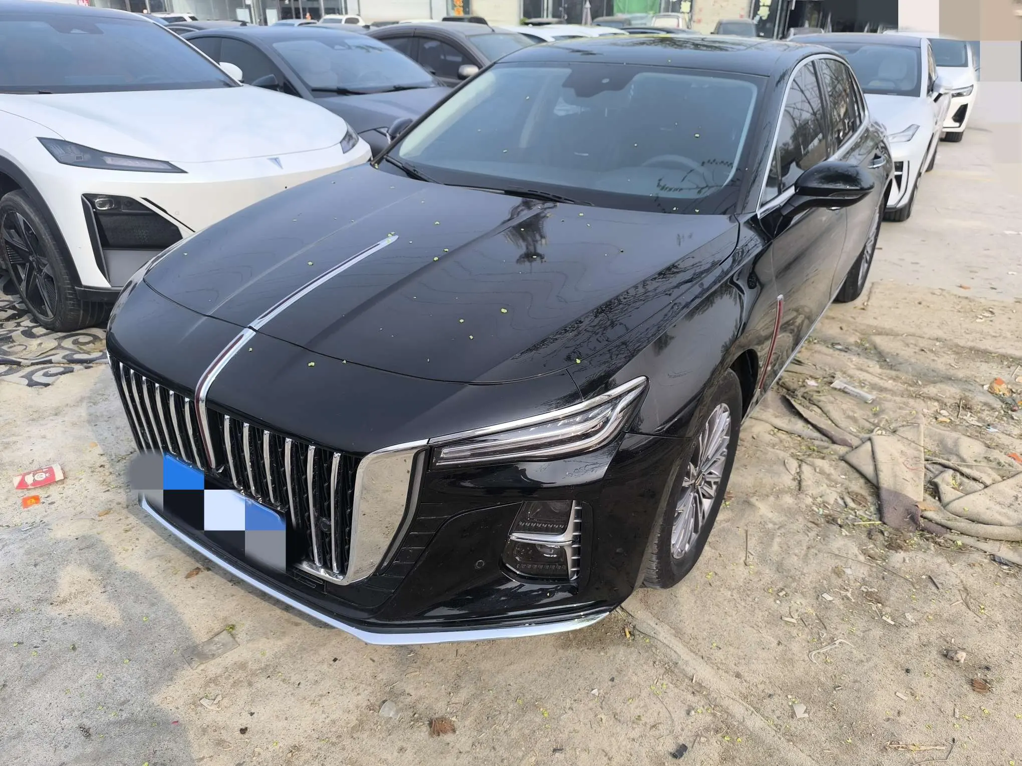 Hongqi H5