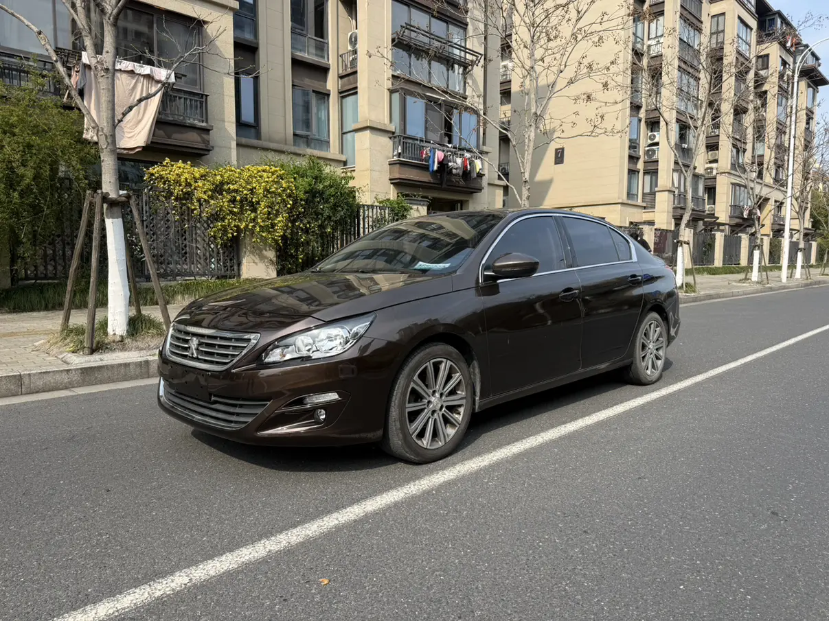 Peugeot 408