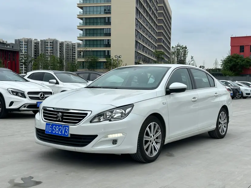 Peugeot 408