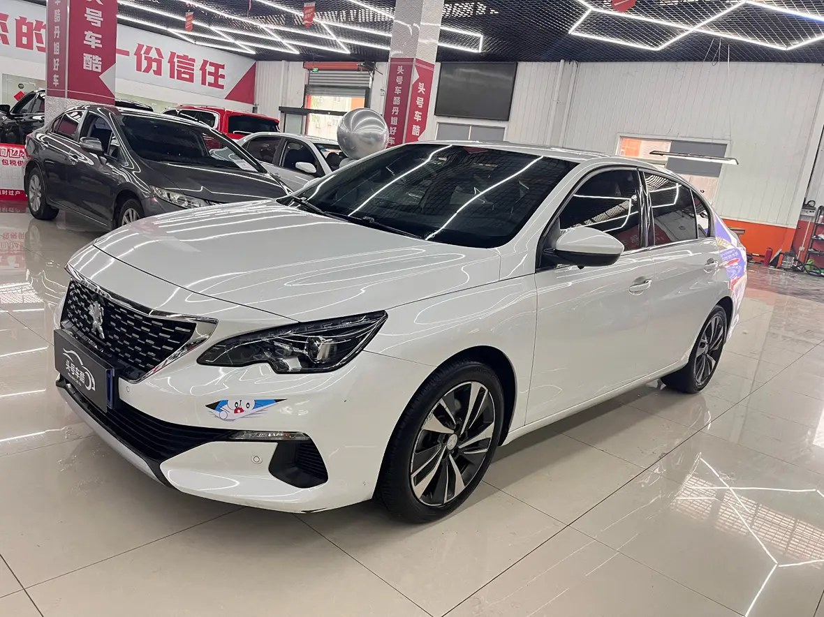 Peugeot 408