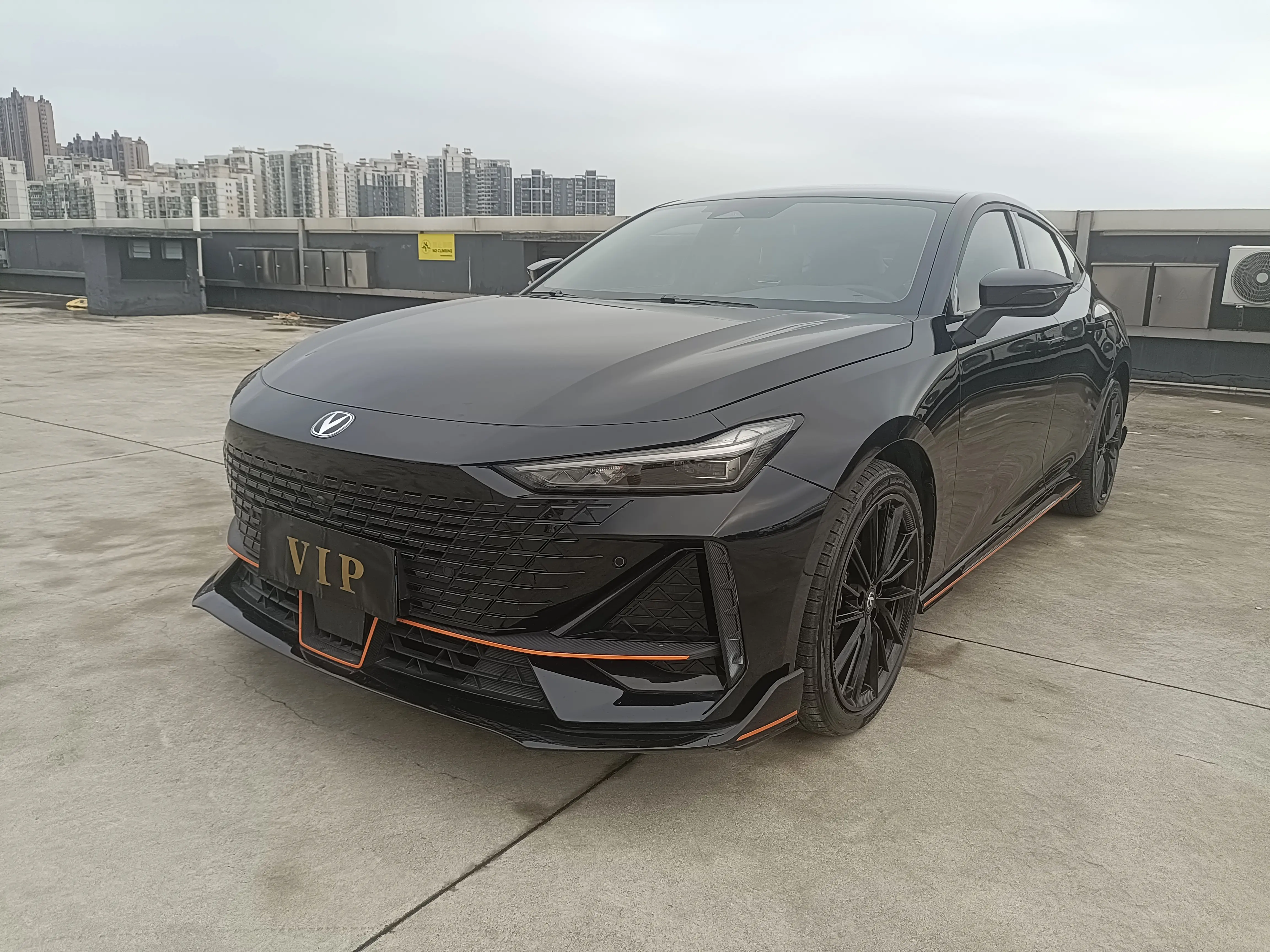 Changan UNI-V