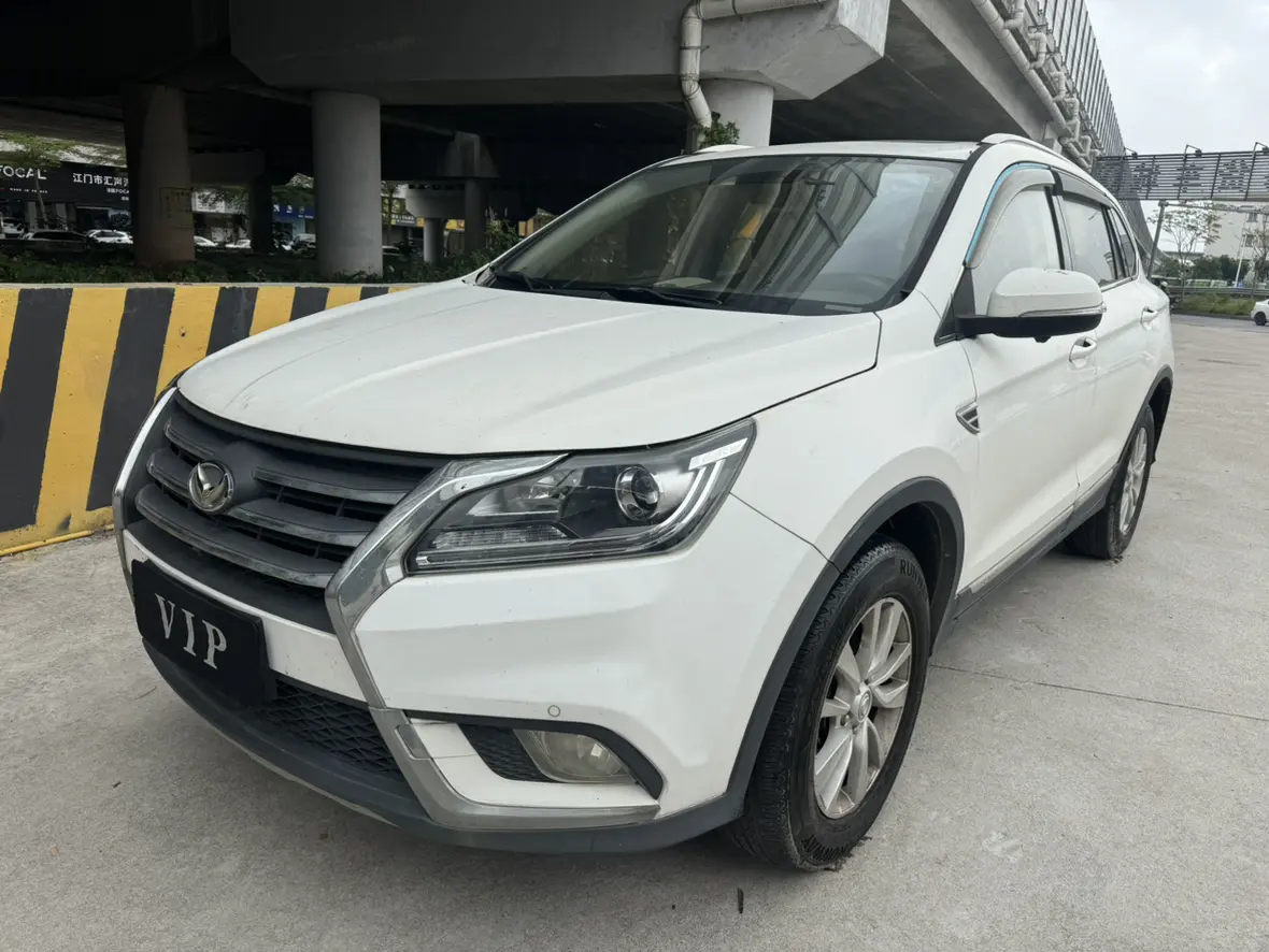 BAIC Magic S6