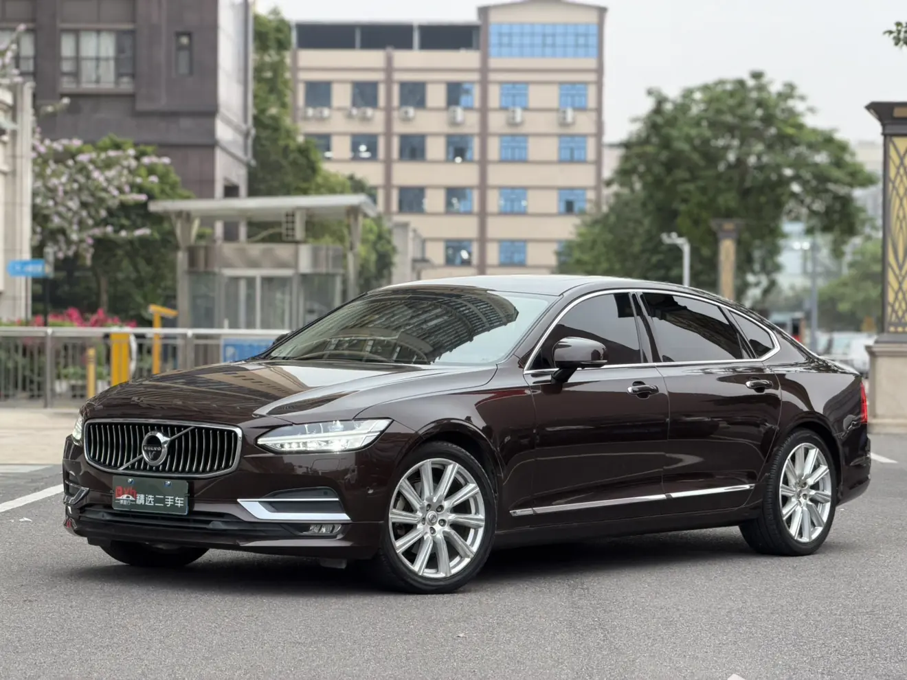 Volvo S90