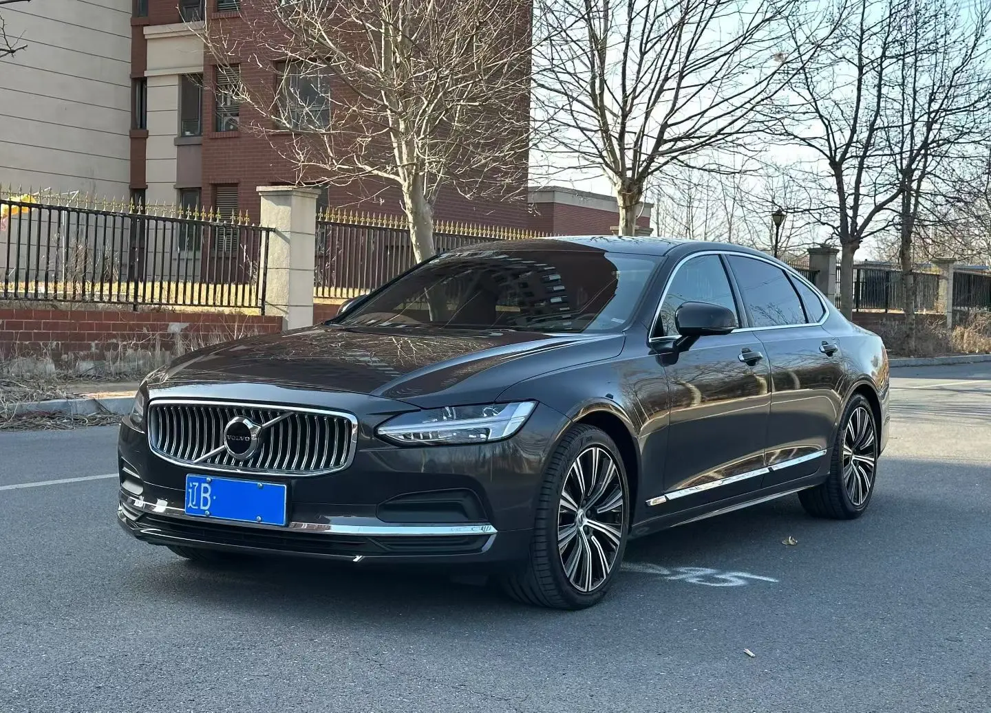 Volvo S90