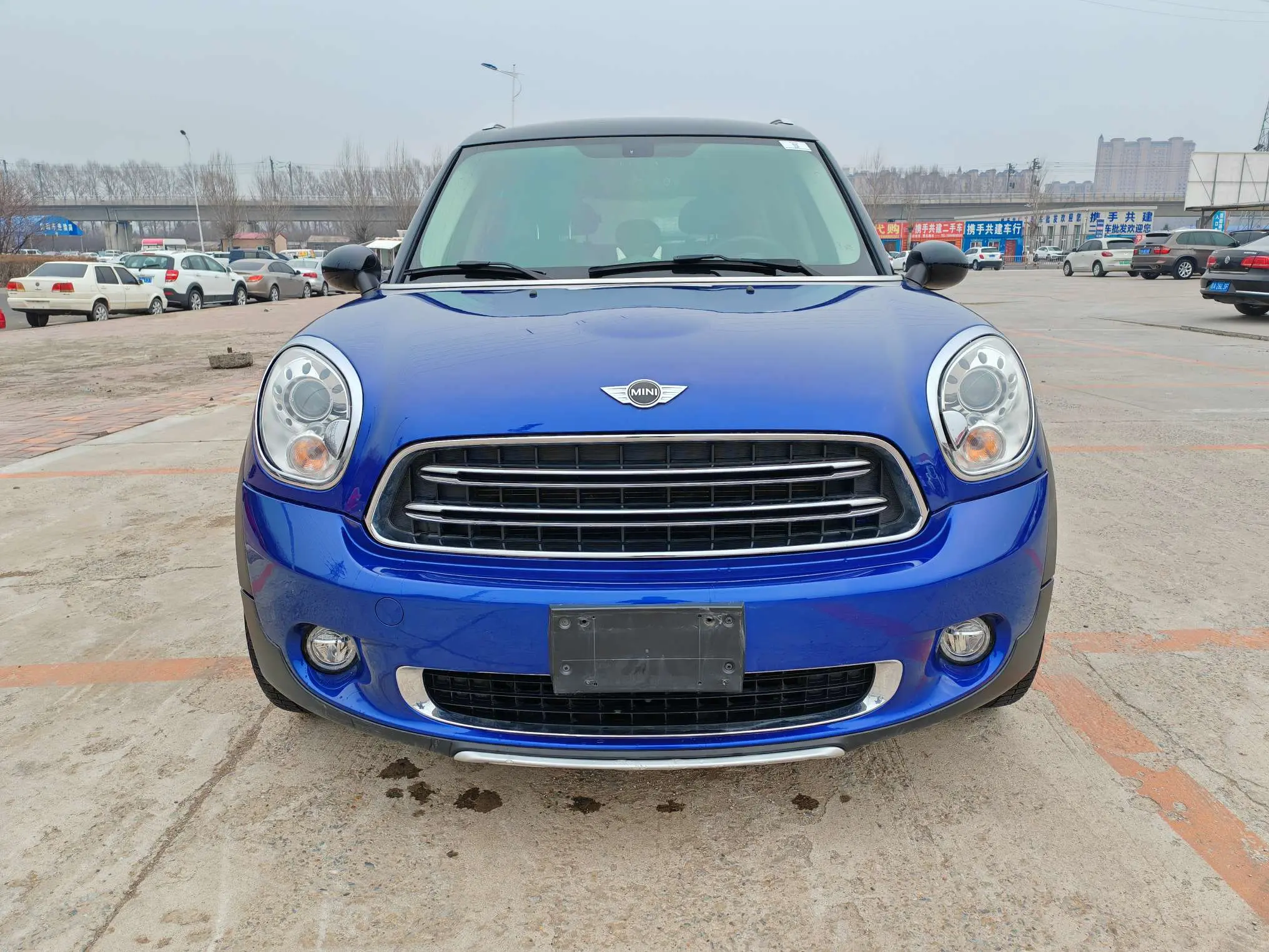 MINI COUNTRYMAN