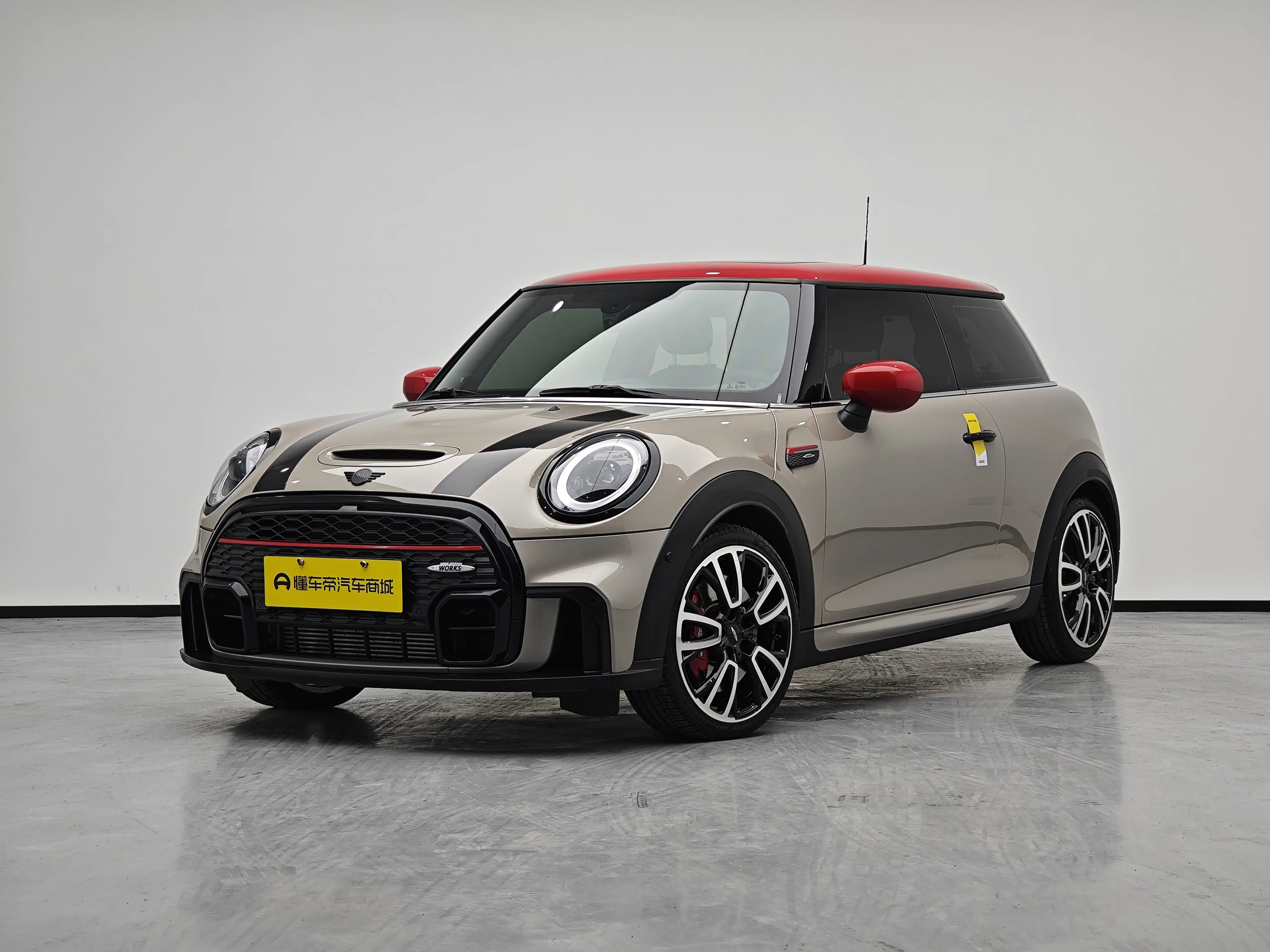 MINI JCW