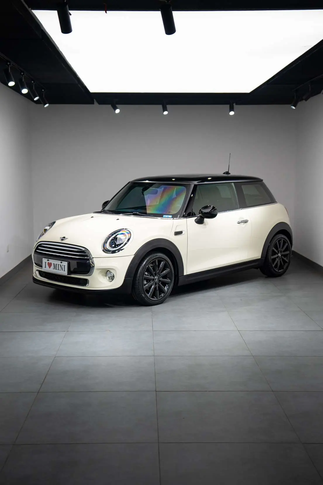 MINI MINI