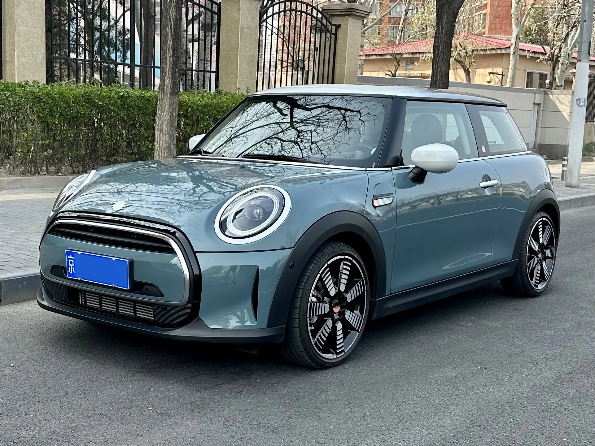 MINI MINI