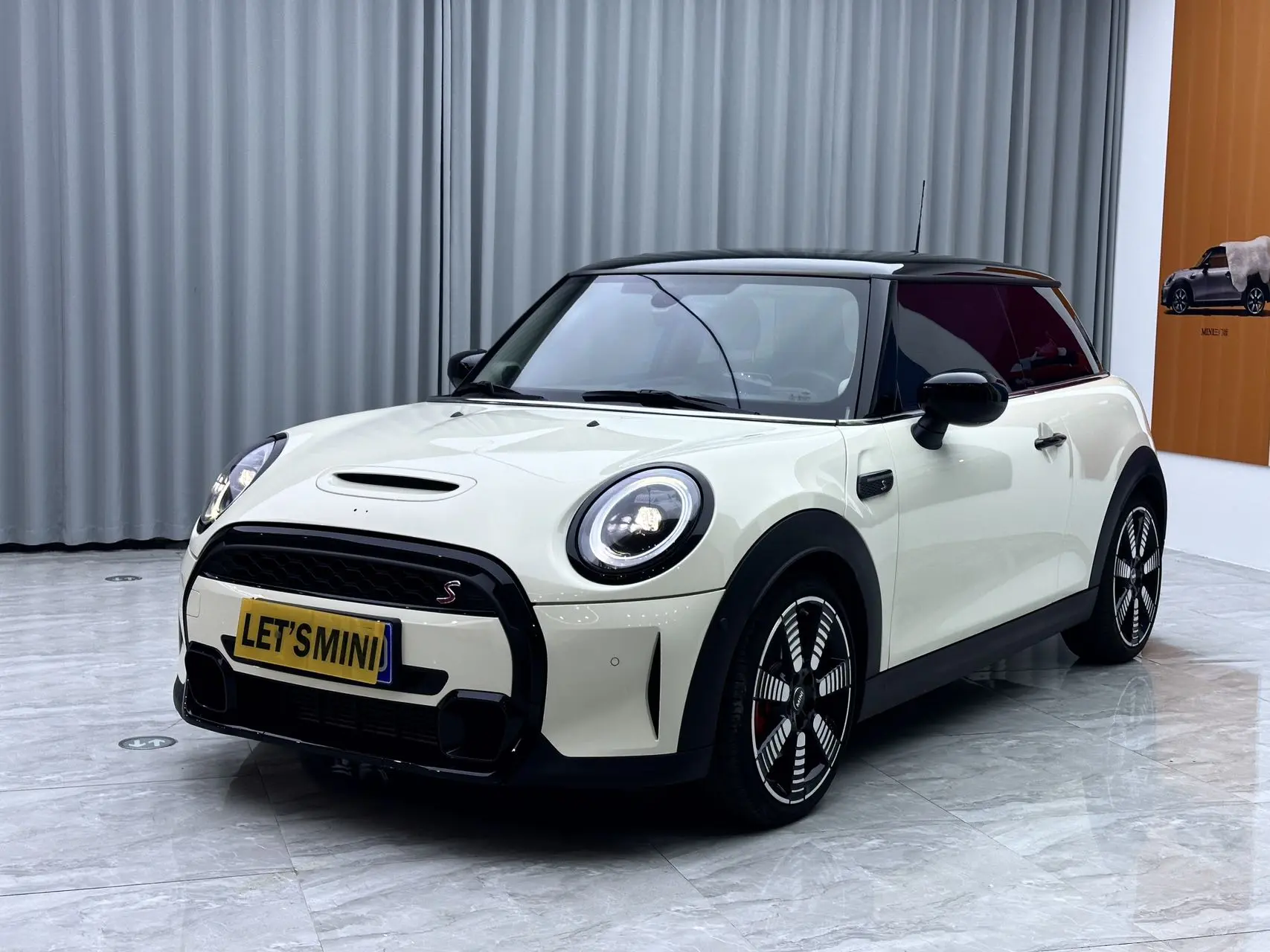 MINI MINI
