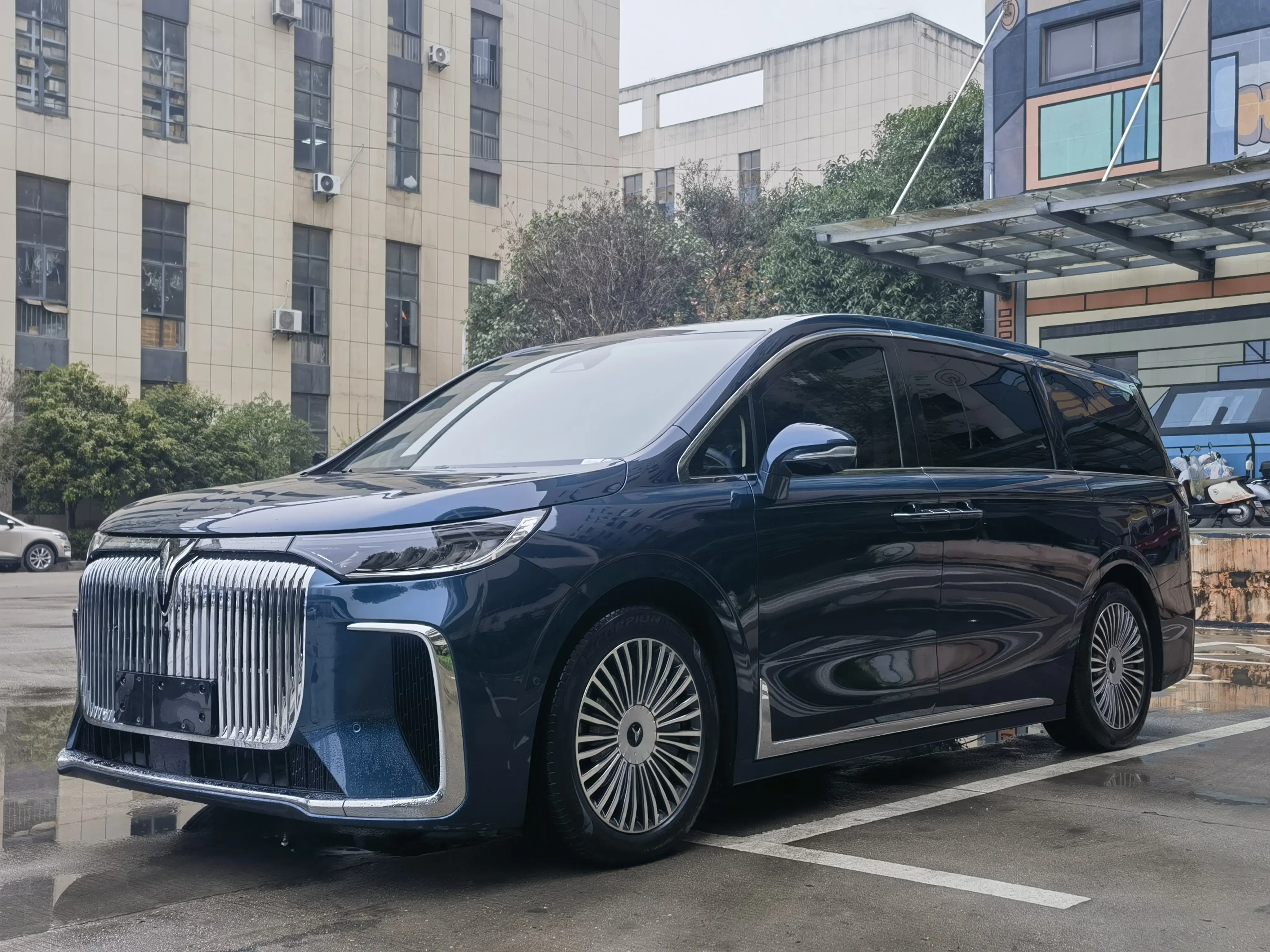 Voyah Lantu Dreamer PHEV