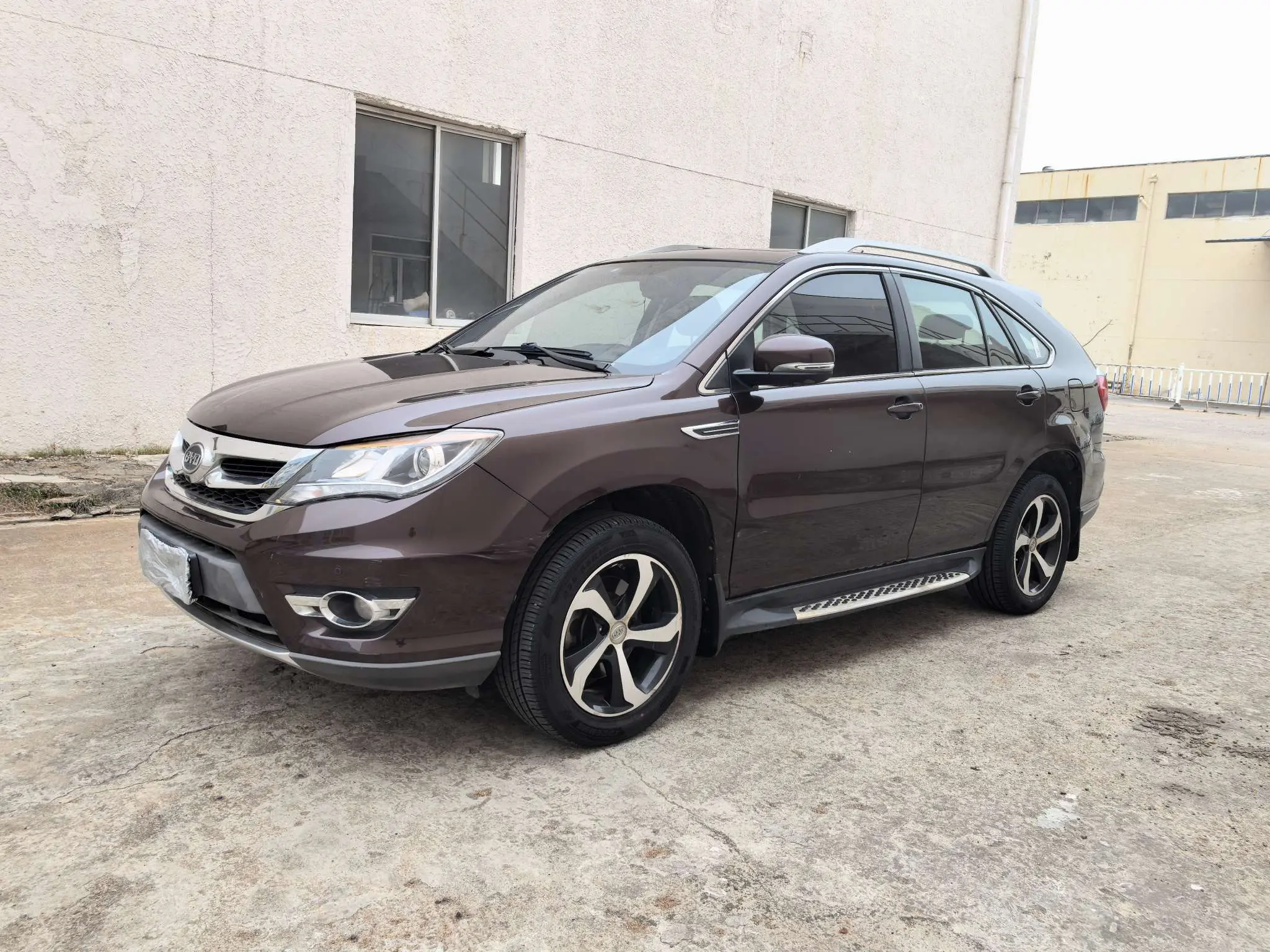 BYD S7
