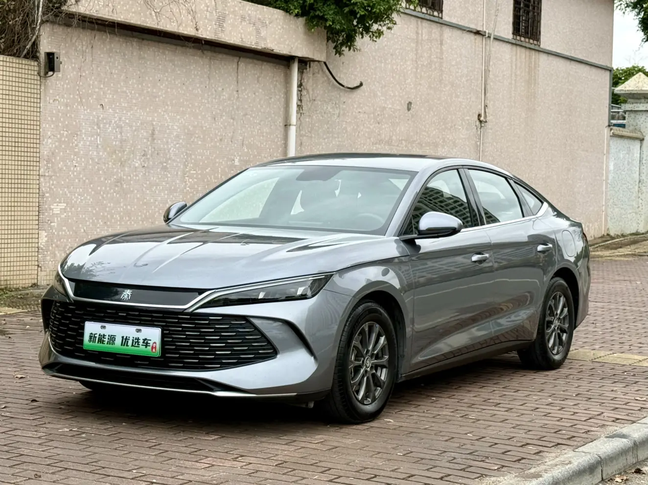 BYD Qin L DM