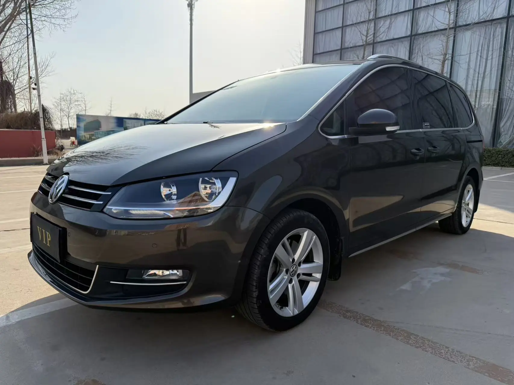 Volkswagen Sharon