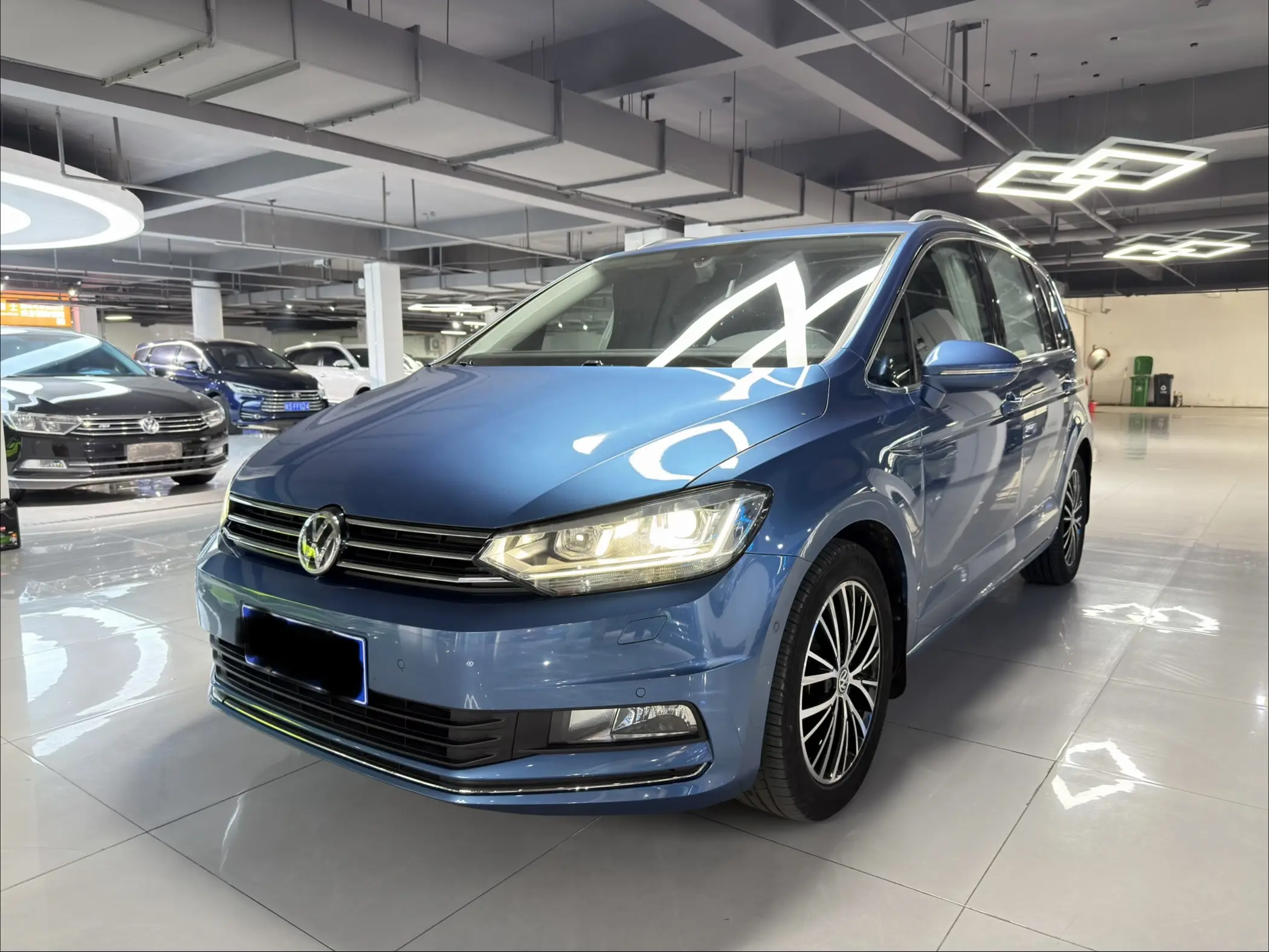 Volkswagen Touran L