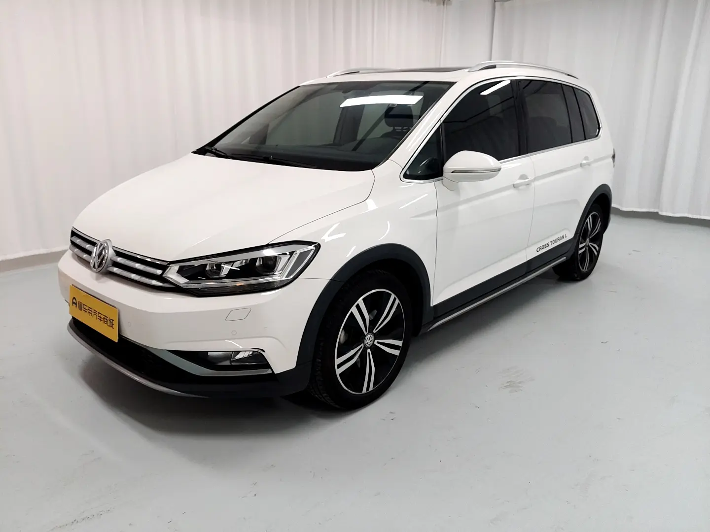Volkswagen Touran L