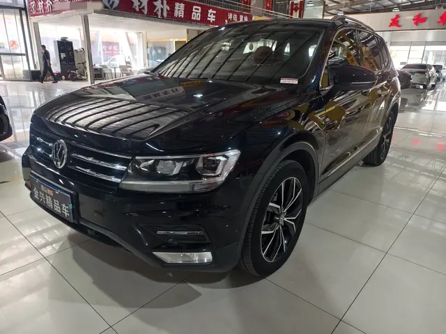 Volkswagen Tiguan L