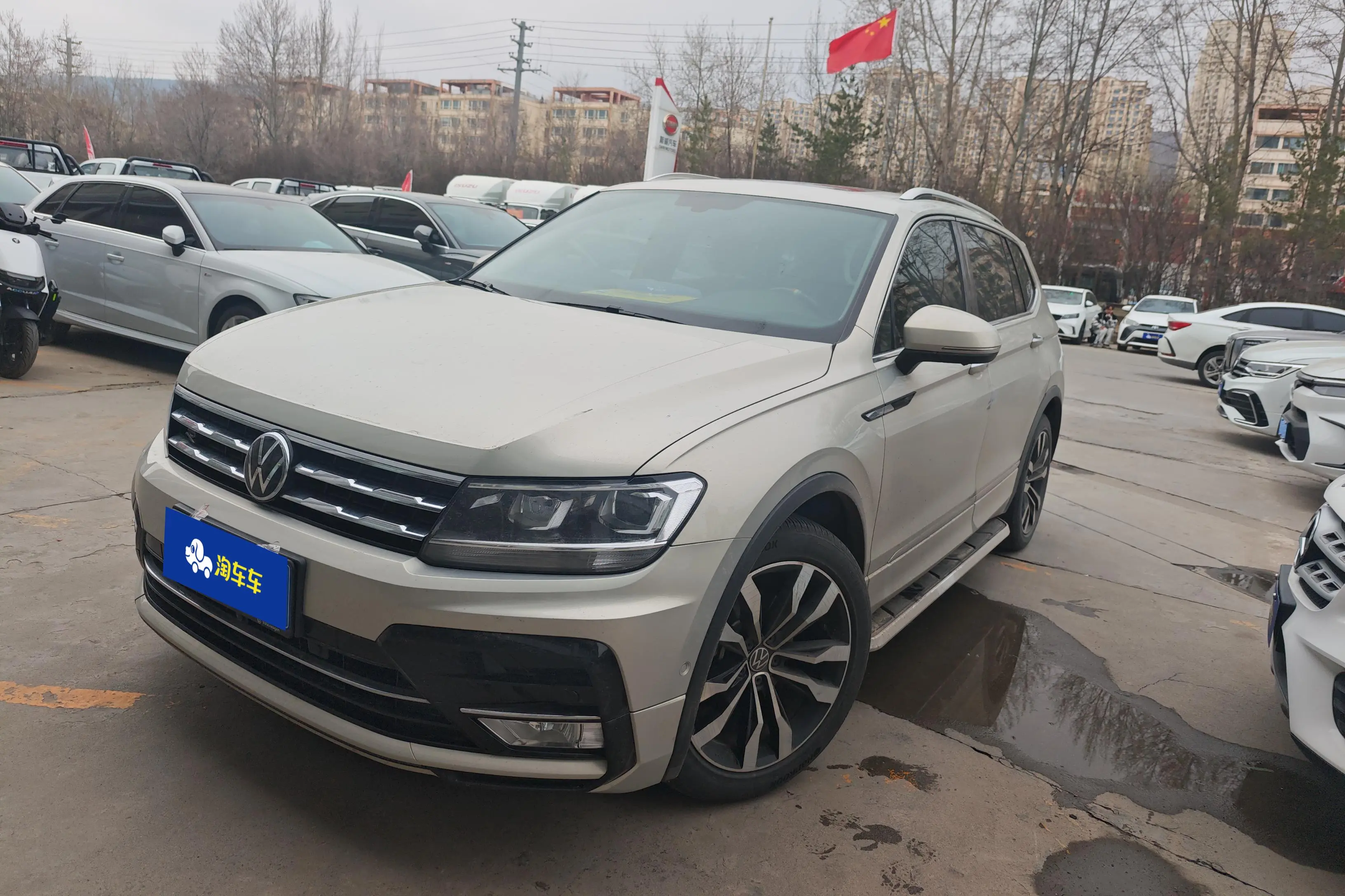 Volkswagen Tiguan L