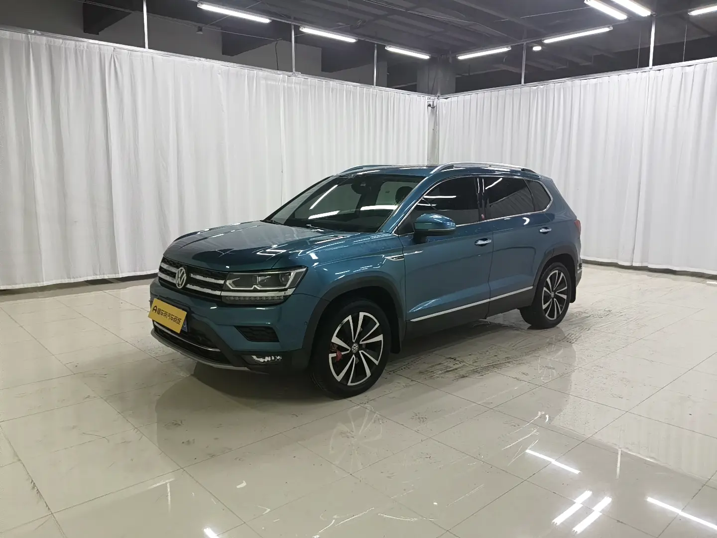 Volkswagen Tharu