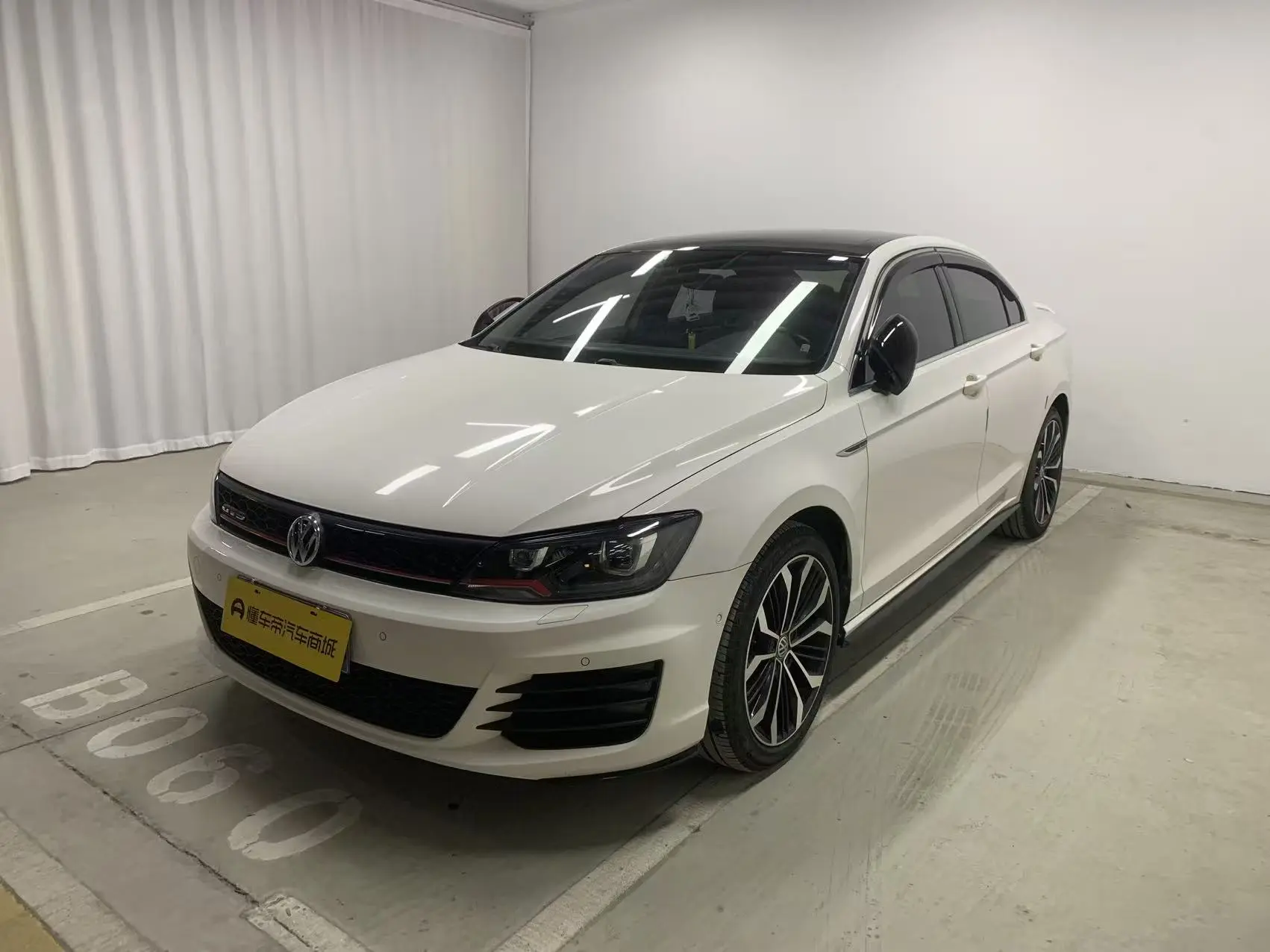 Volkswagen Lamando