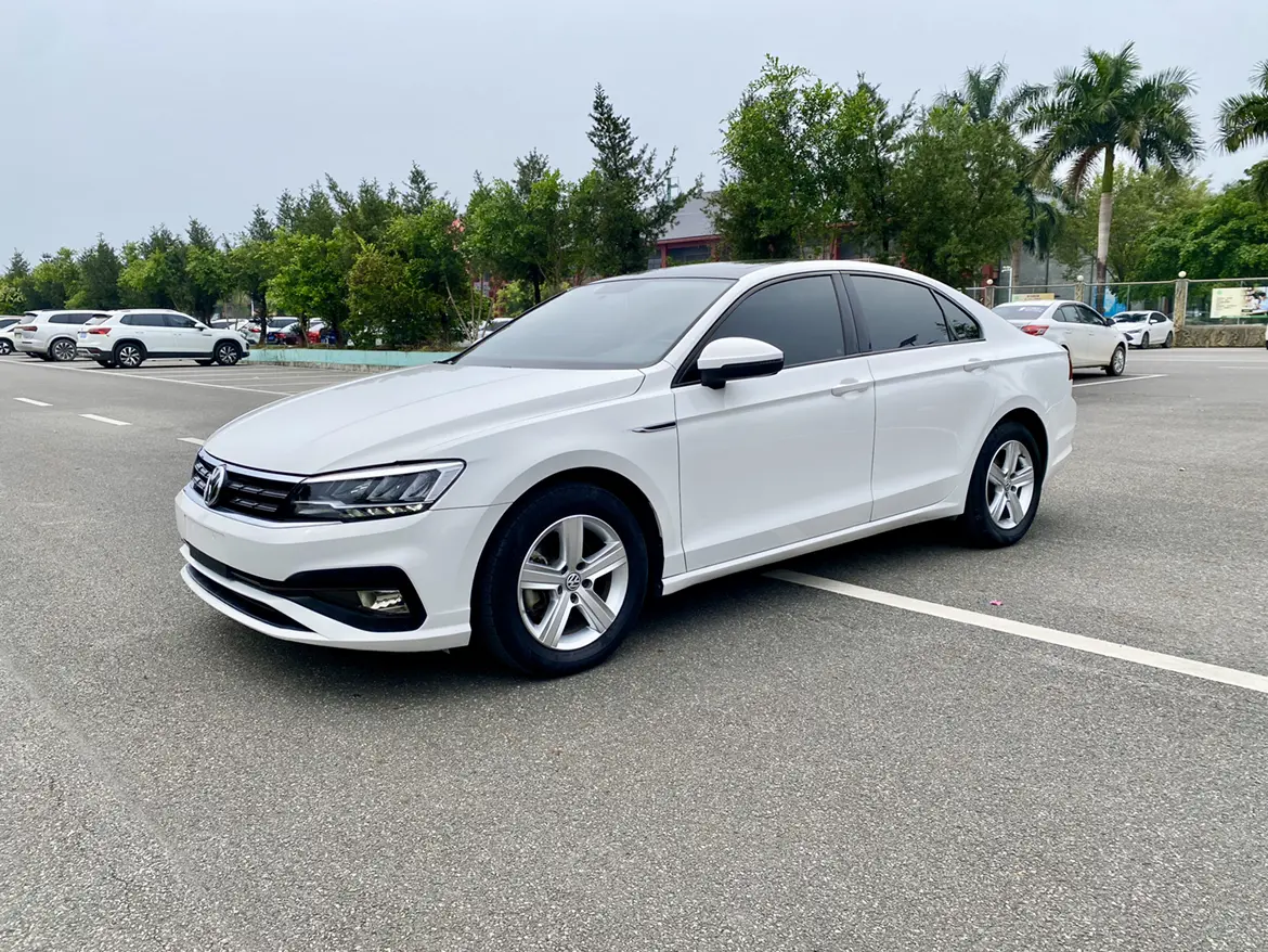 Volkswagen Lamando