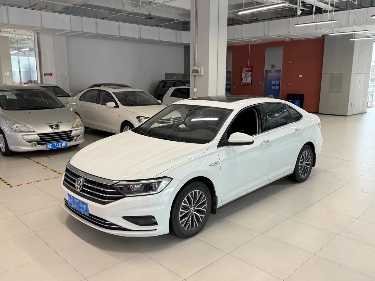 Volkswagen Sagitar
