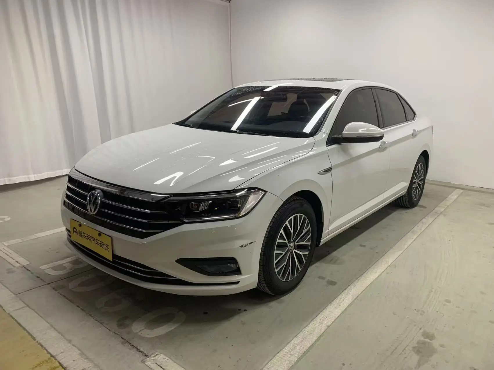 Volkswagen Sagitar