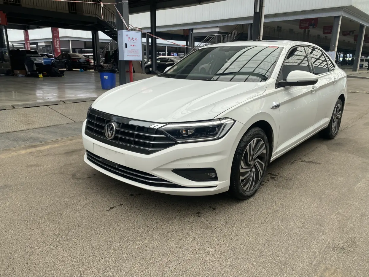 Volkswagen Sagitar