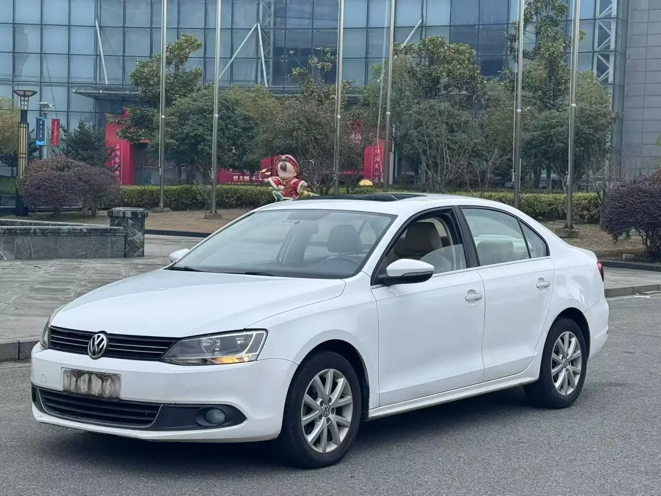 Volkswagen Sagitar