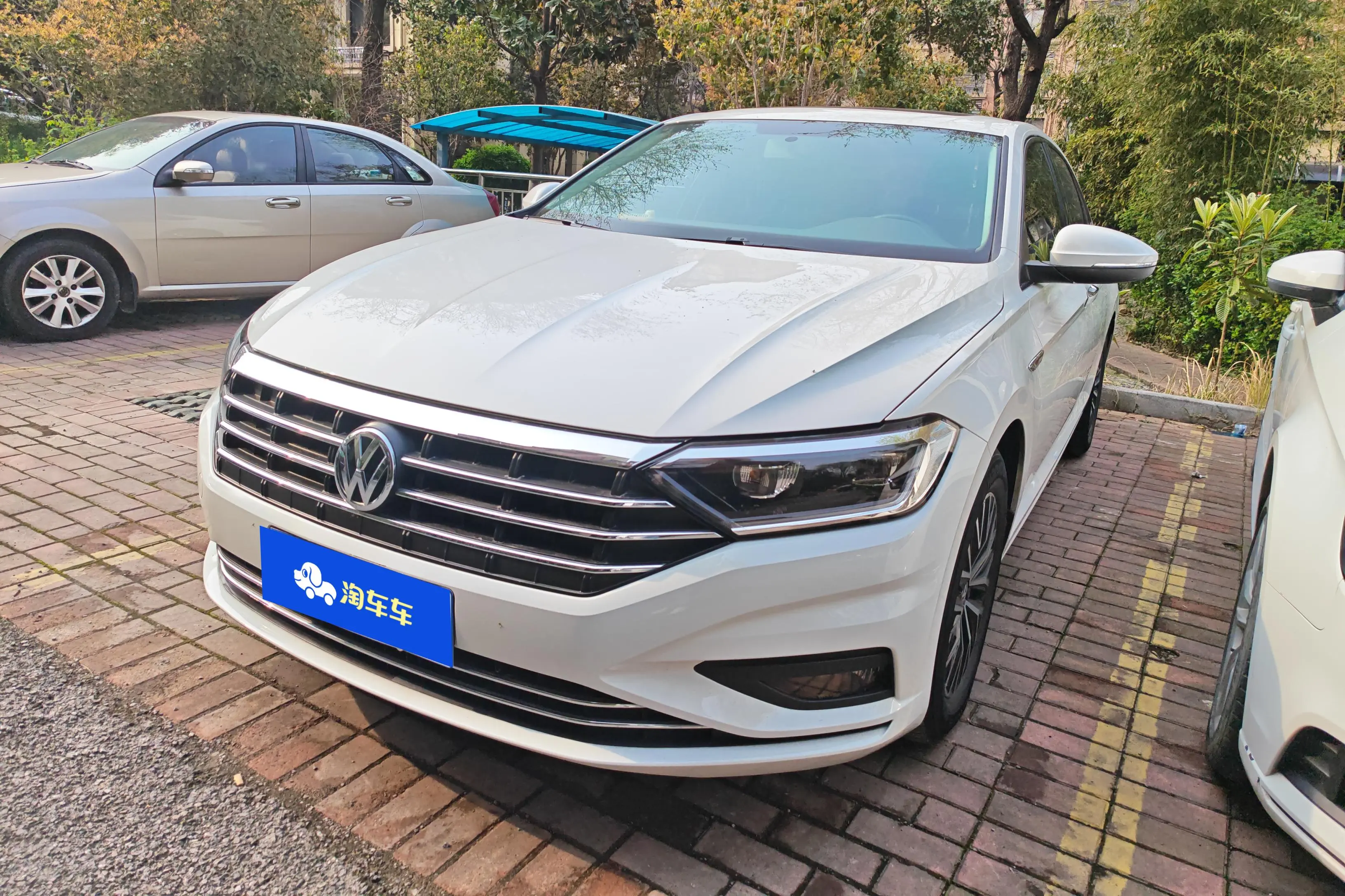 Volkswagen Sagitar