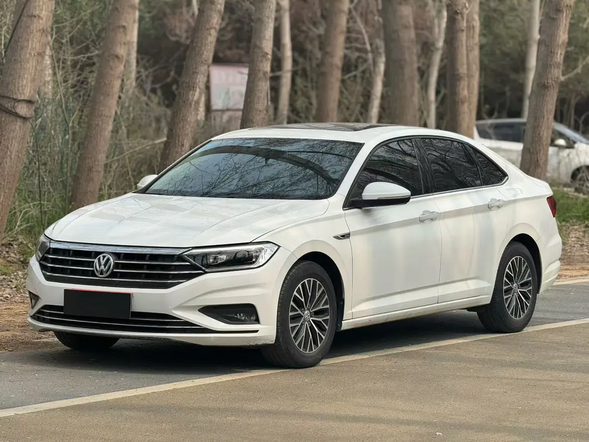 Volkswagen Sagitar