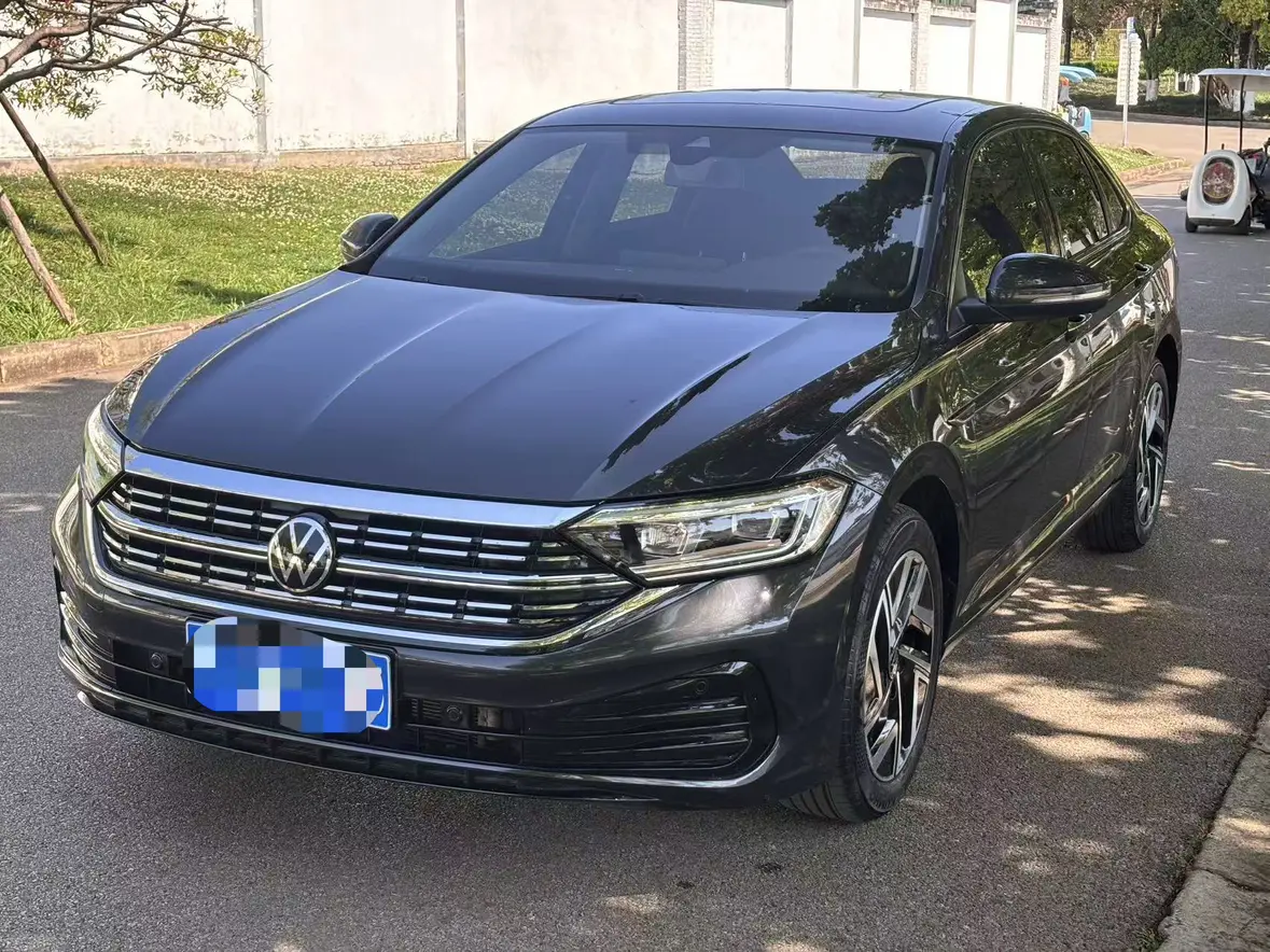 Volkswagen Sagitar