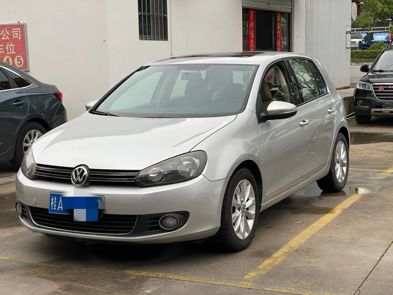 Volkswagen Golf