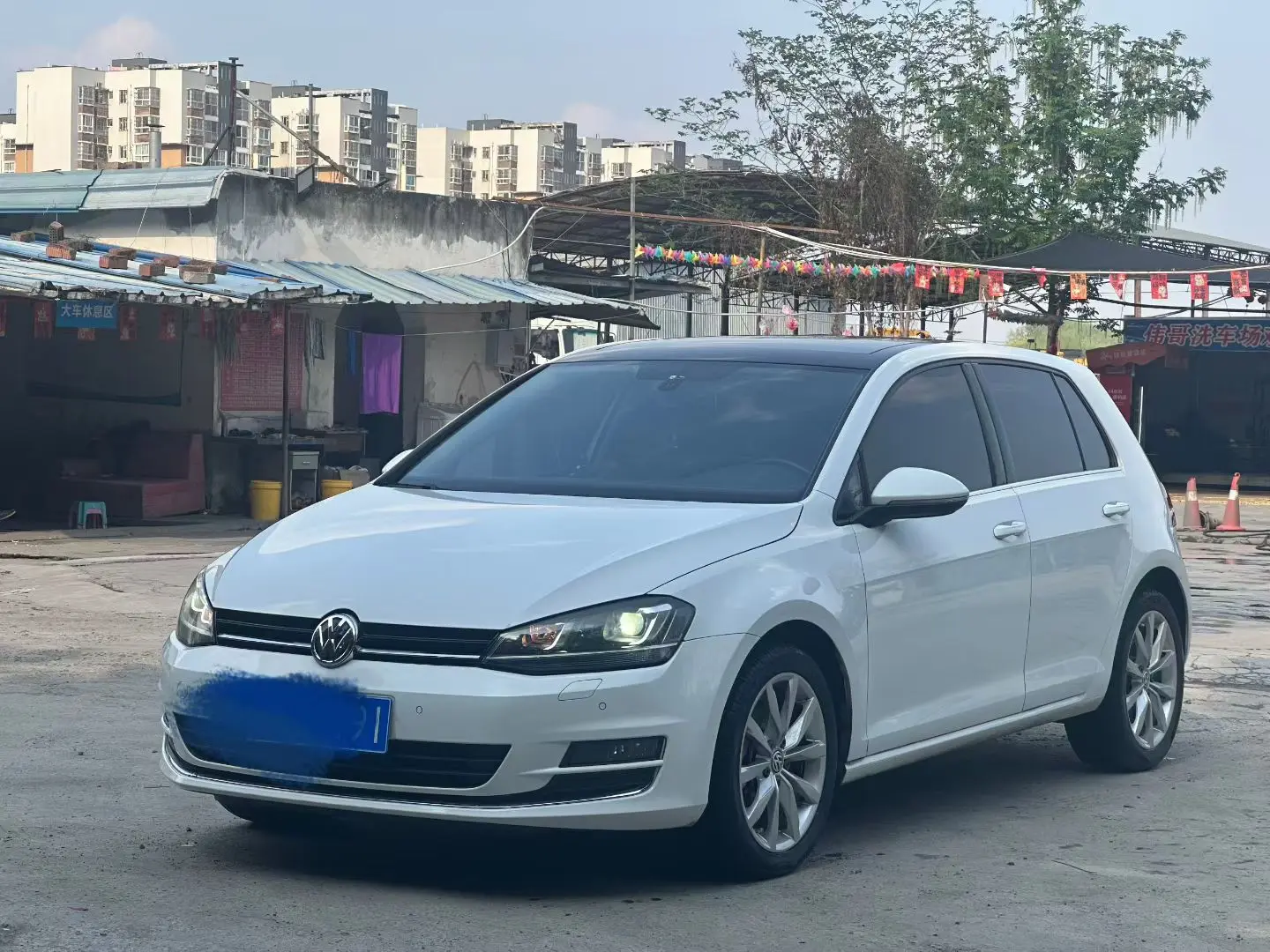 Volkswagen Golf