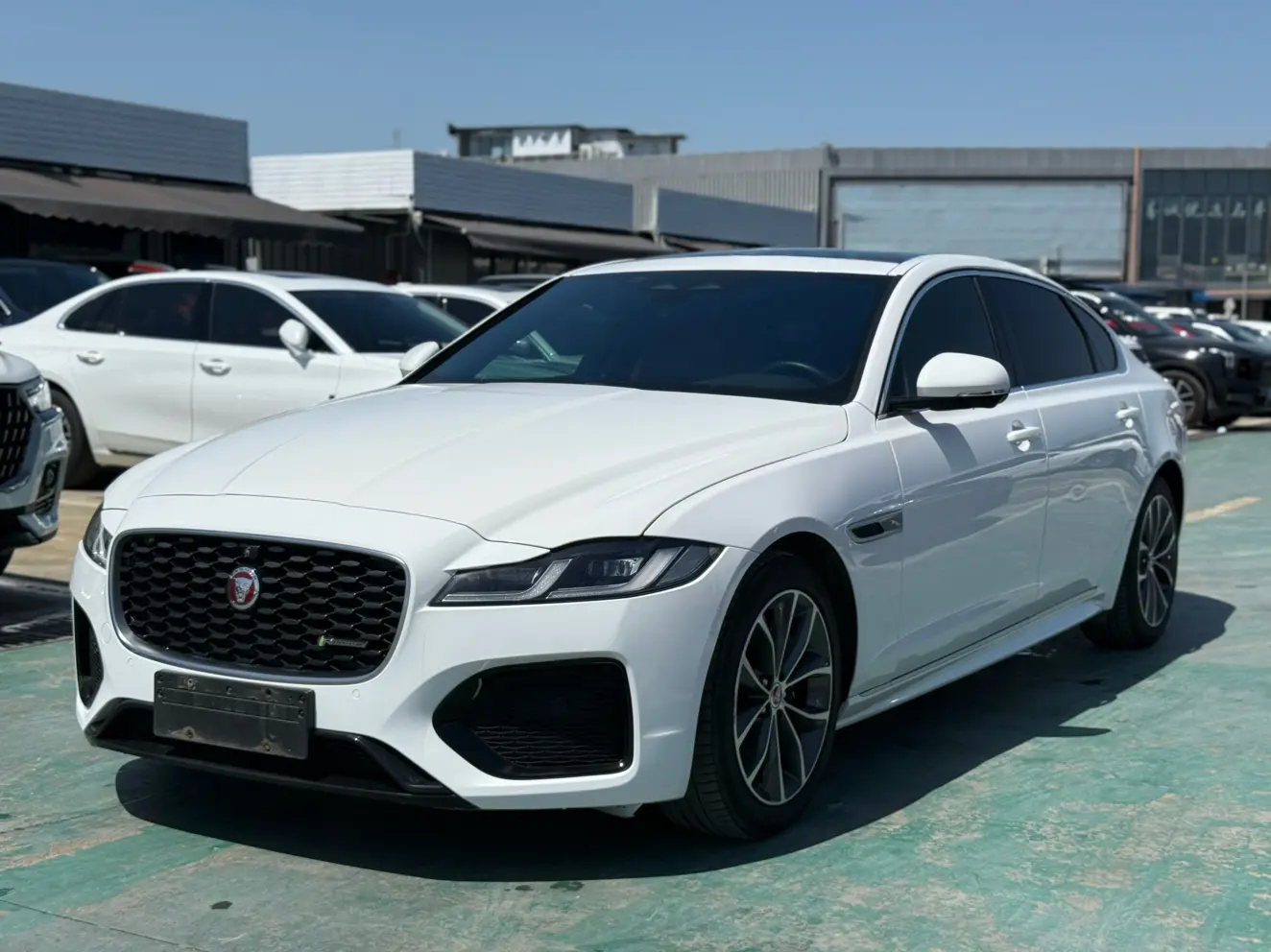 Jaguar XFL