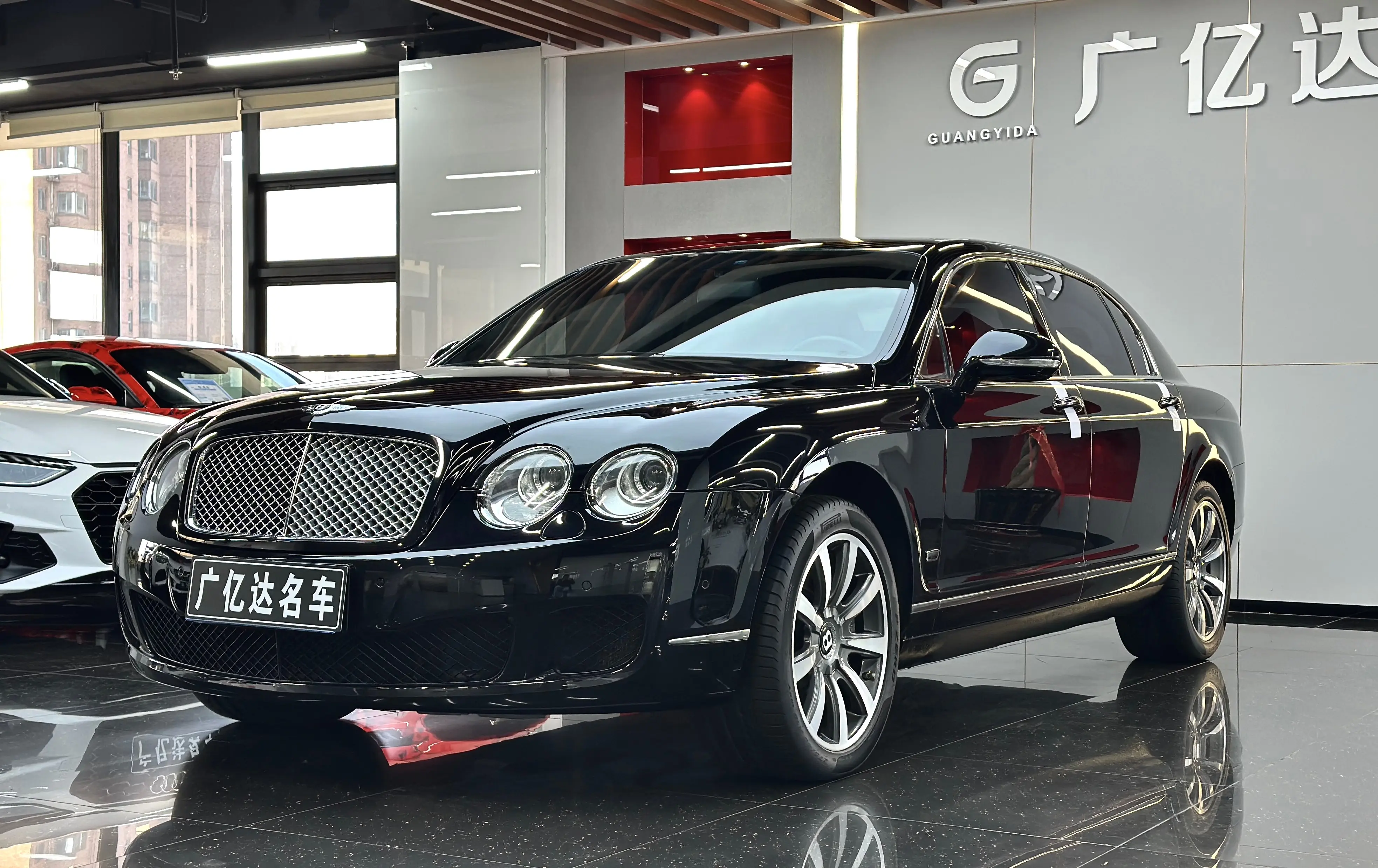 Bentley Galloping