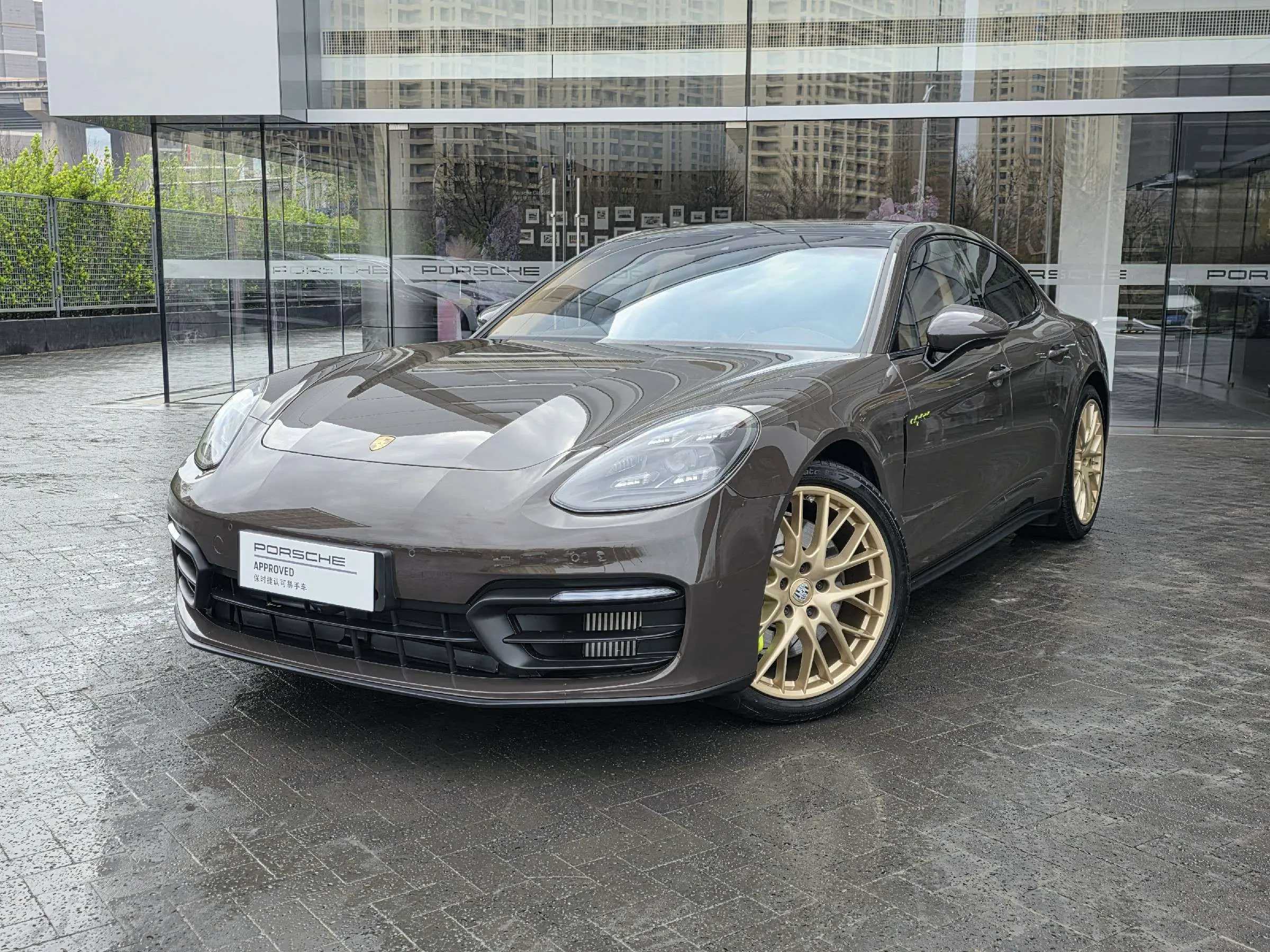 Porsche Panamera E-Hybrid